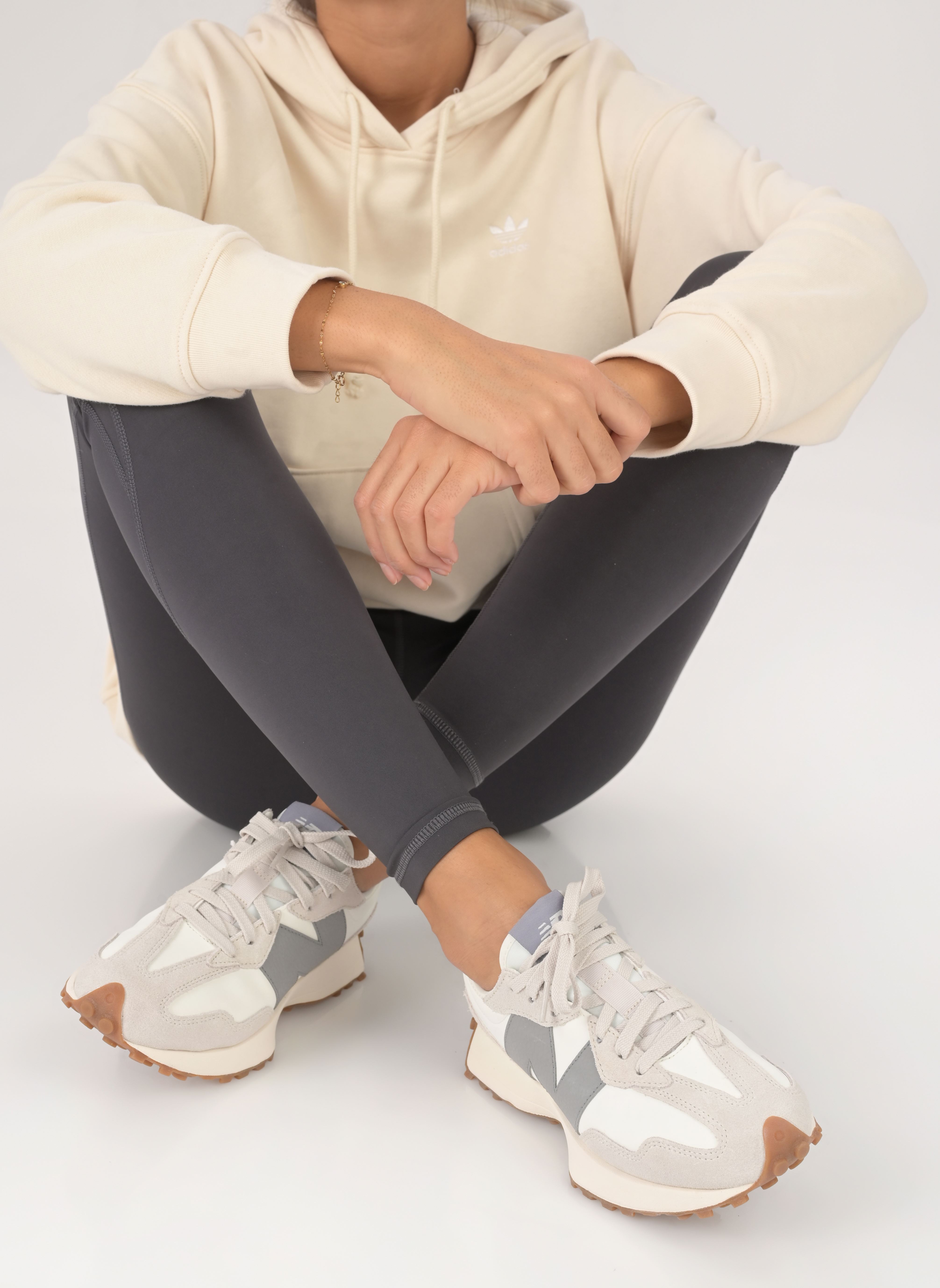 Baskets basses U327 gris New Balance Baskets basses U327 gris MOONBEAM1