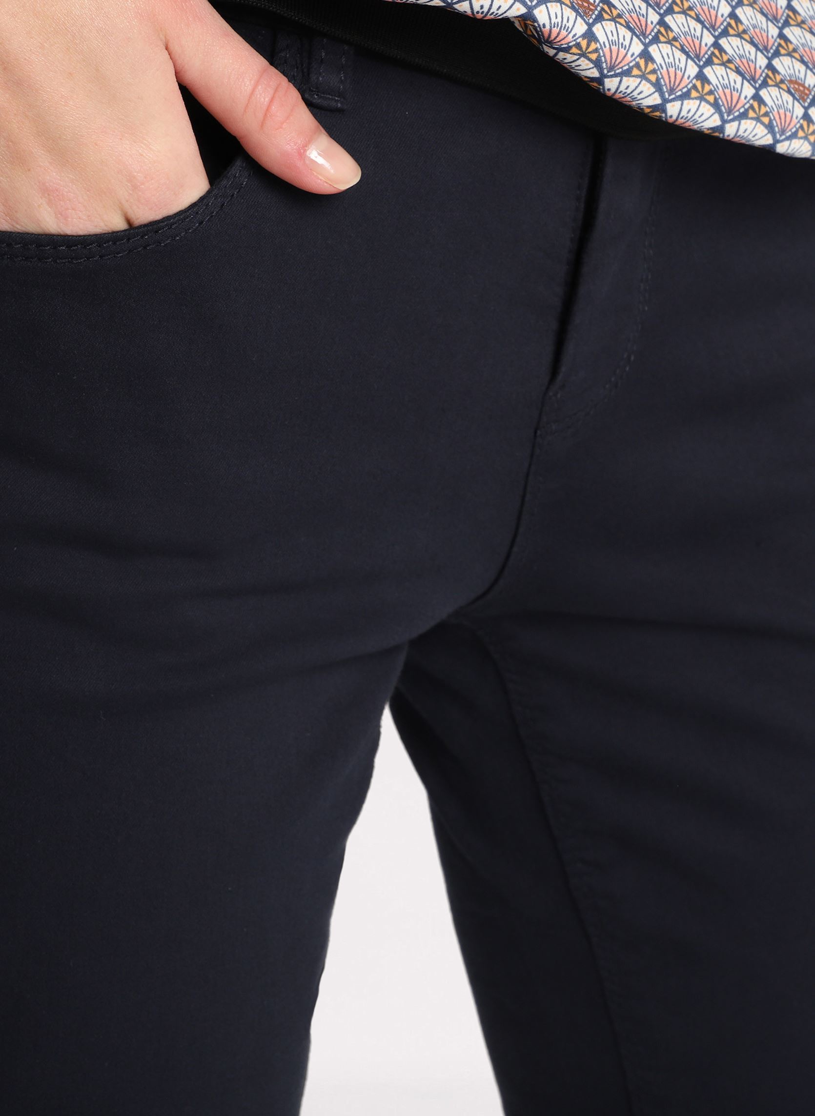Slim-fit broeken SHANGNO-TYCO dames blauw Cache Cache Slim-fit broeken SHANGNO-TYCO dames blauw NAVY BLAZER