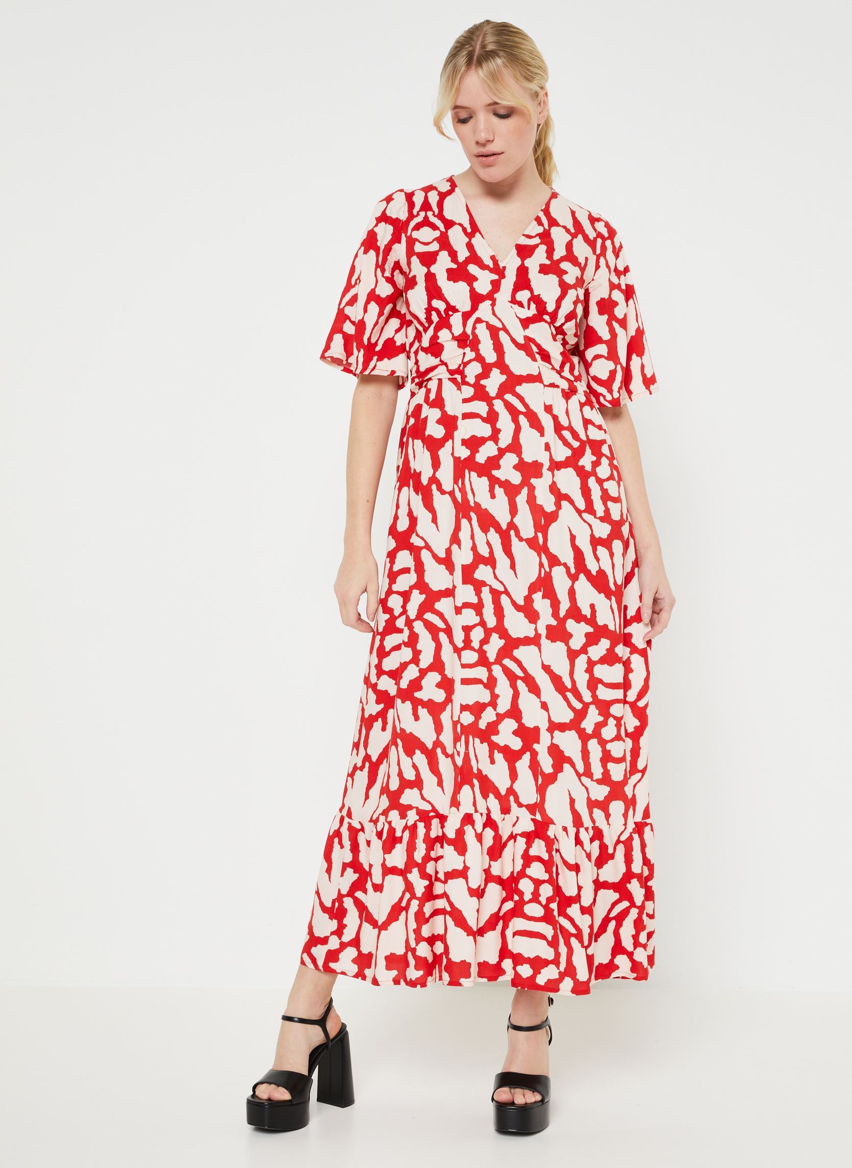 Lange jurken Onjello dames rood An'ge Lange jurken Onjello dames rood AKIRA ROUGE