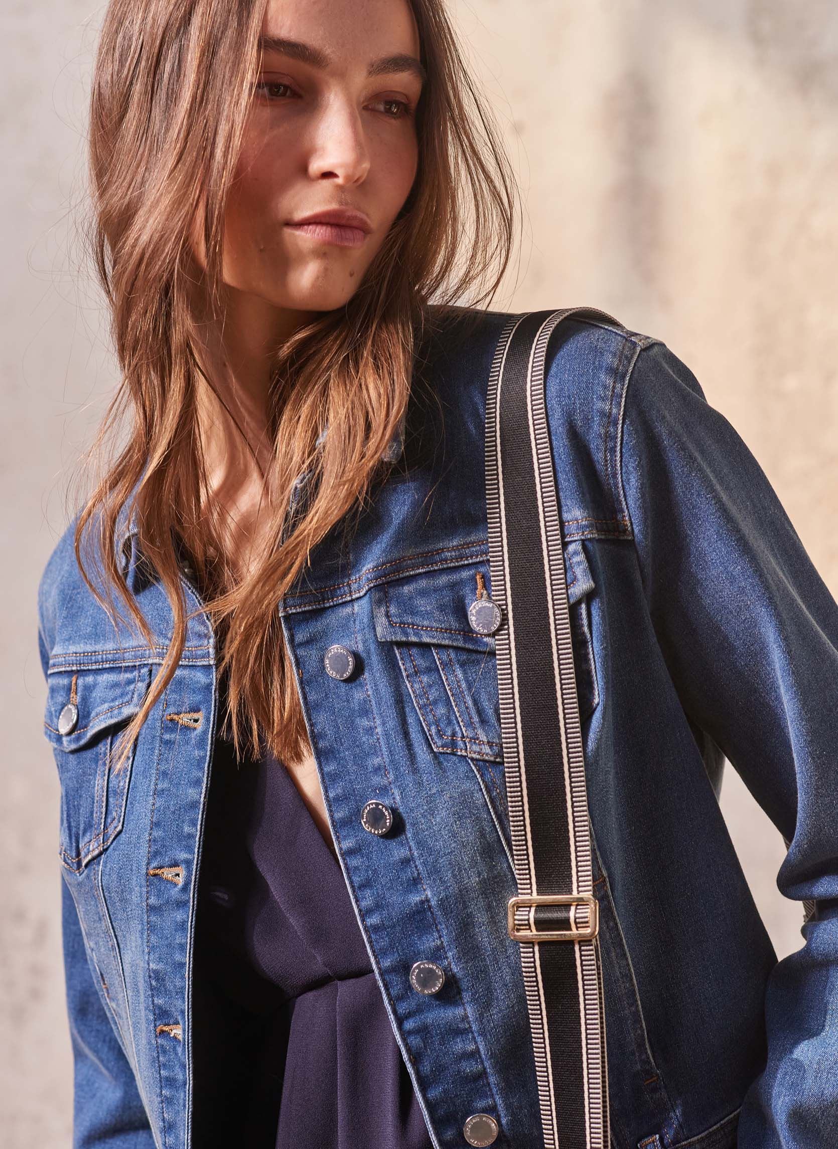 Vestes en jean VILLA denim femme bleu Georgia Rose Vestes en jean VILLA denim femme bleu DENIM STONE