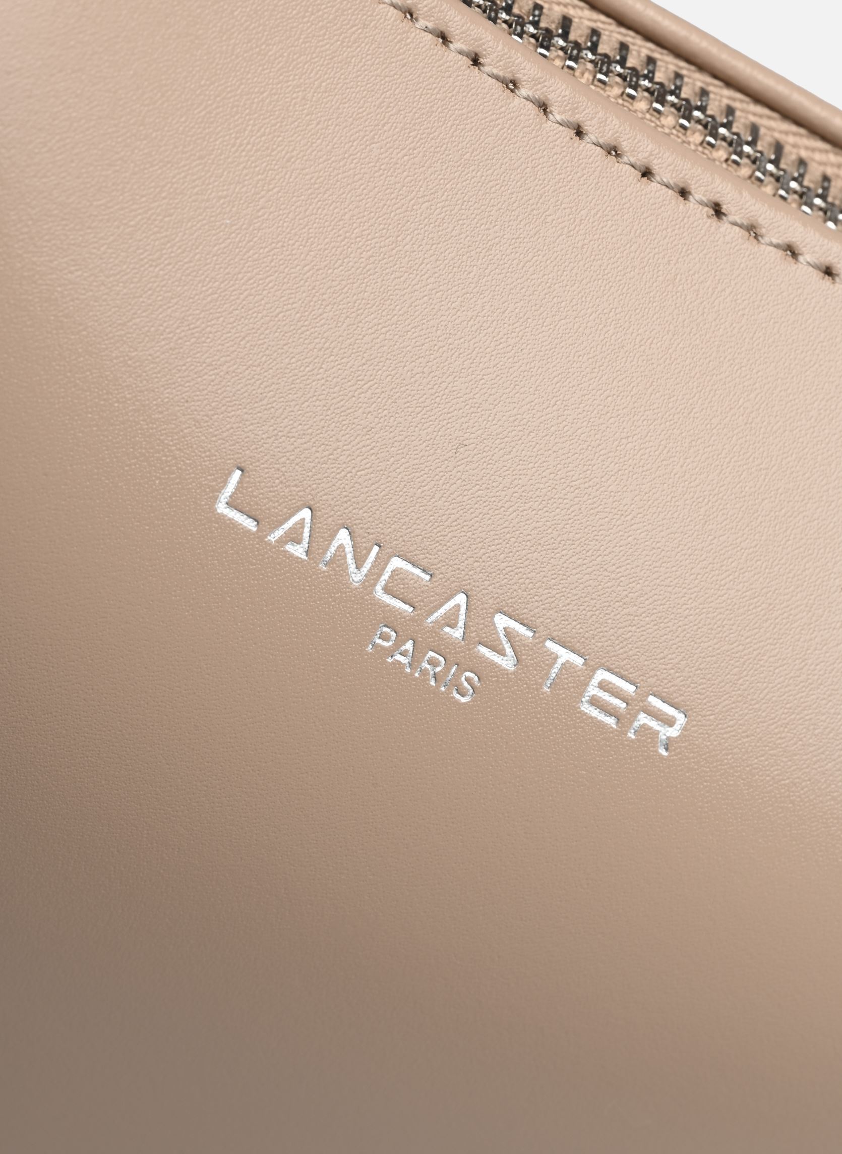 Umhängetaschen Sac trotteur Zippé Suave Ace damen braun Lancaster Umhängetaschen Sac trotteur Zippé Suave Ace damen braun 433-22-NUDE N