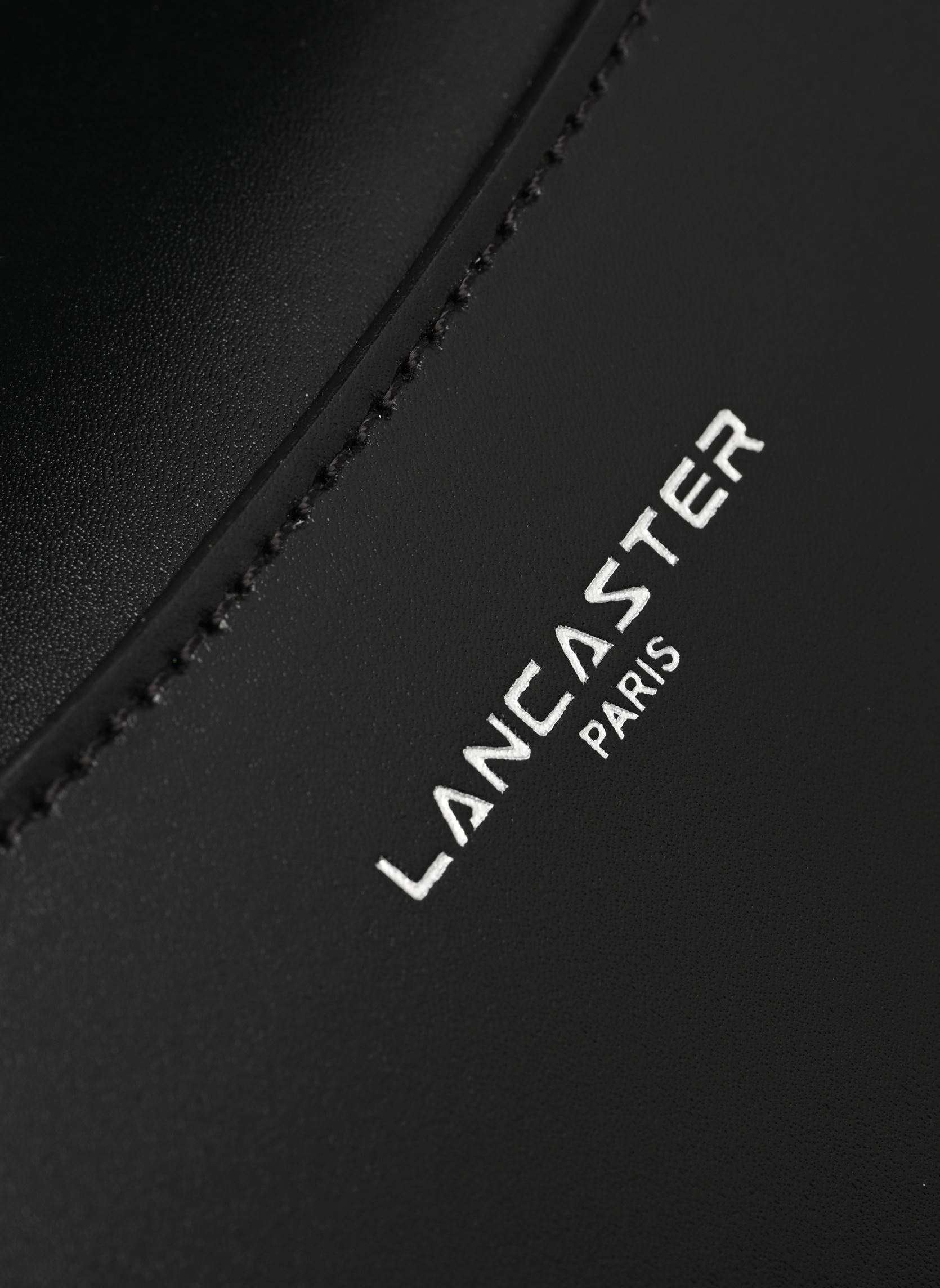 Taschen Sac demi lune Zippé Suave Ace damen schwarz Lancaster Taschen Sac demi lune Zippé Suave Ace damen schwarz NOIR