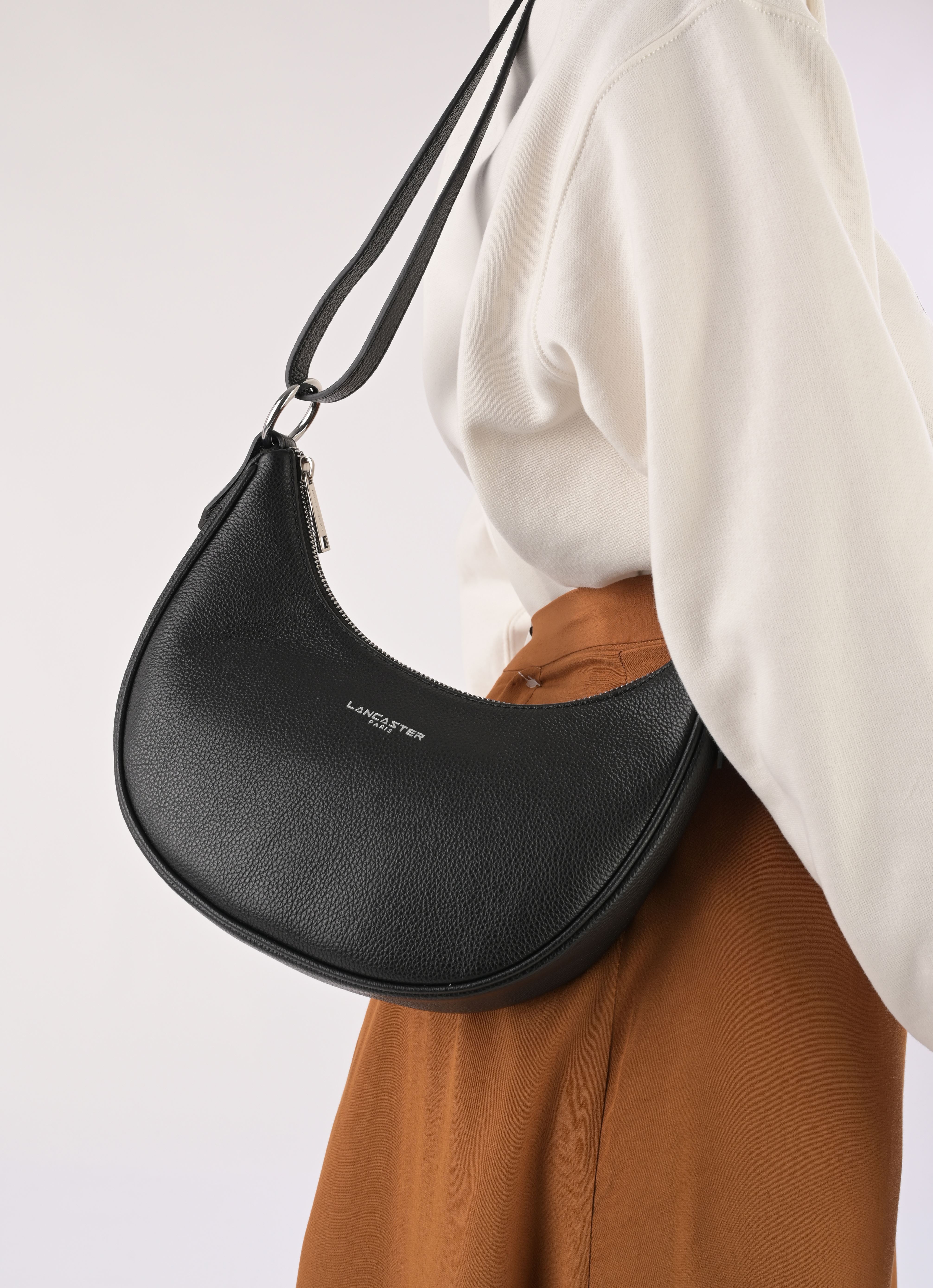 Sacs bandoulière Sac hobo Zippé Firenze femme noir Lancaster Sacs bandoulière Sac hobo Zippé Firenze femme noir NOIR