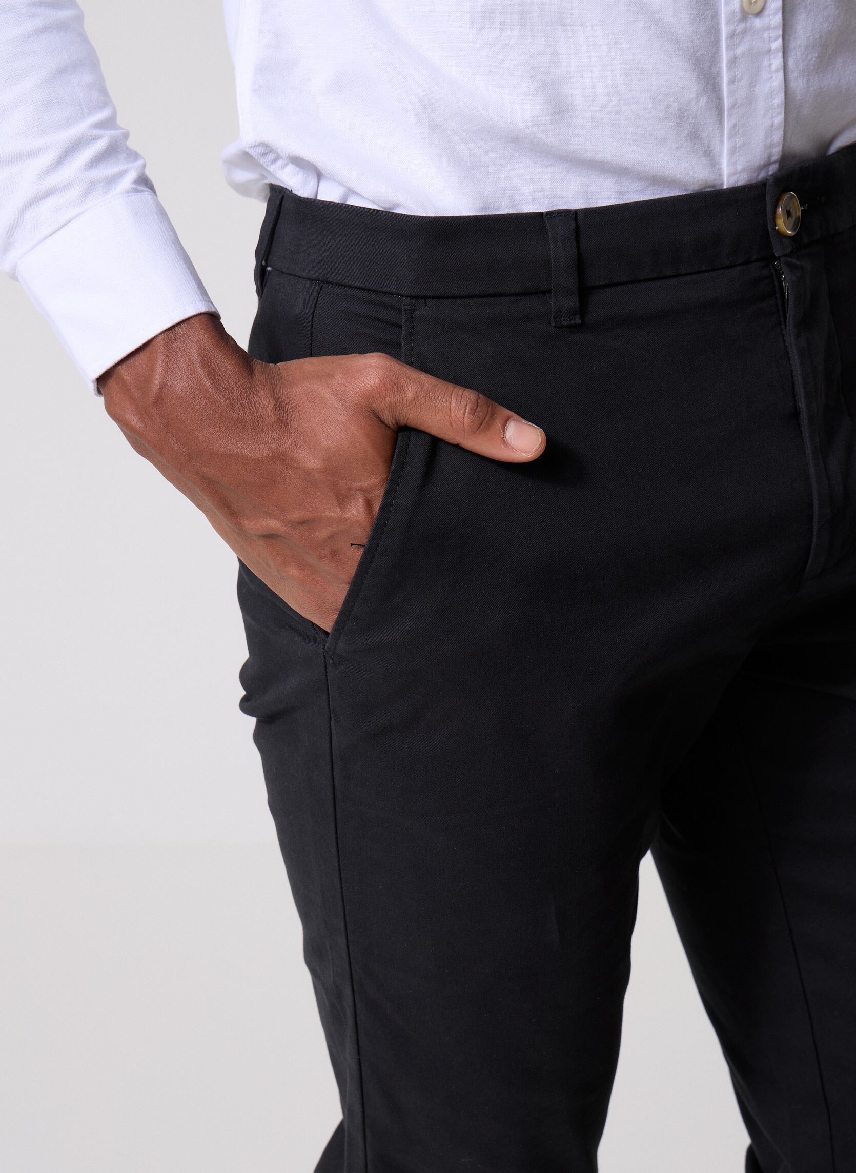 Pantalons chino PASCAL homme noir Marvin&Co Pantalons chino PASCAL homme noir JET BLACK