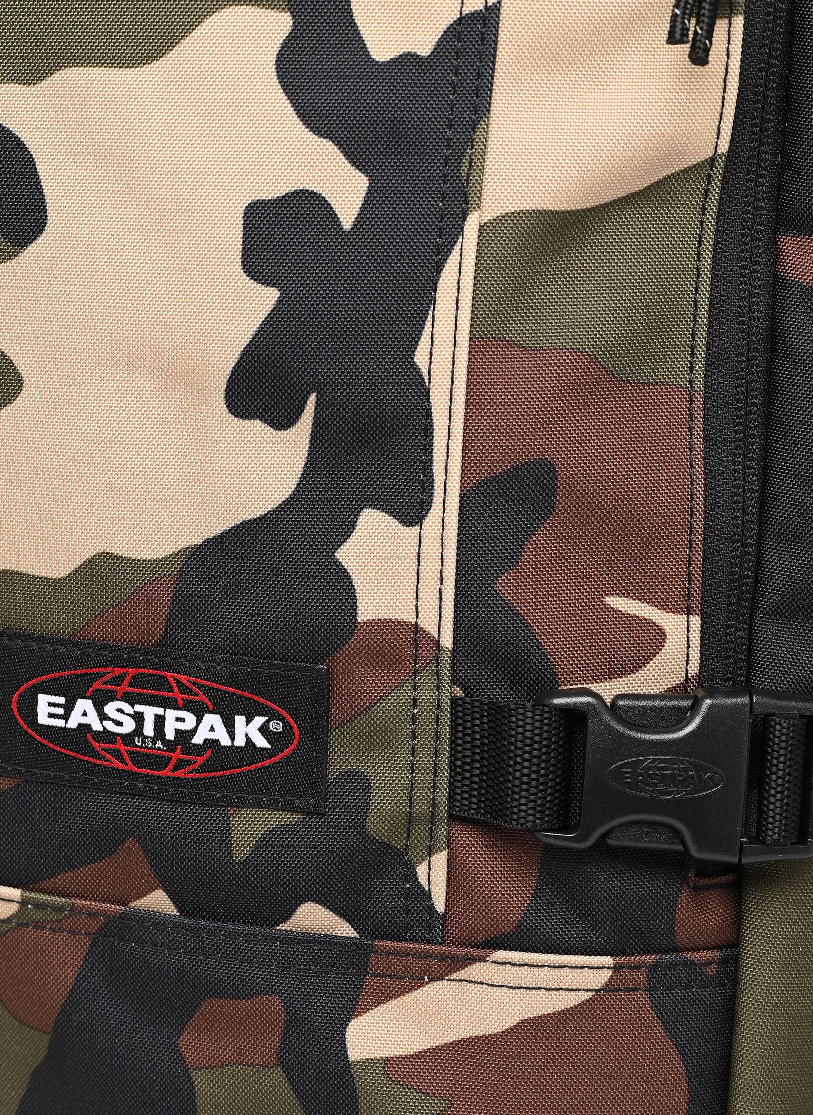 Rugtassen Travelpack groen Eastpak Rugtassen Travelpack groen Camo