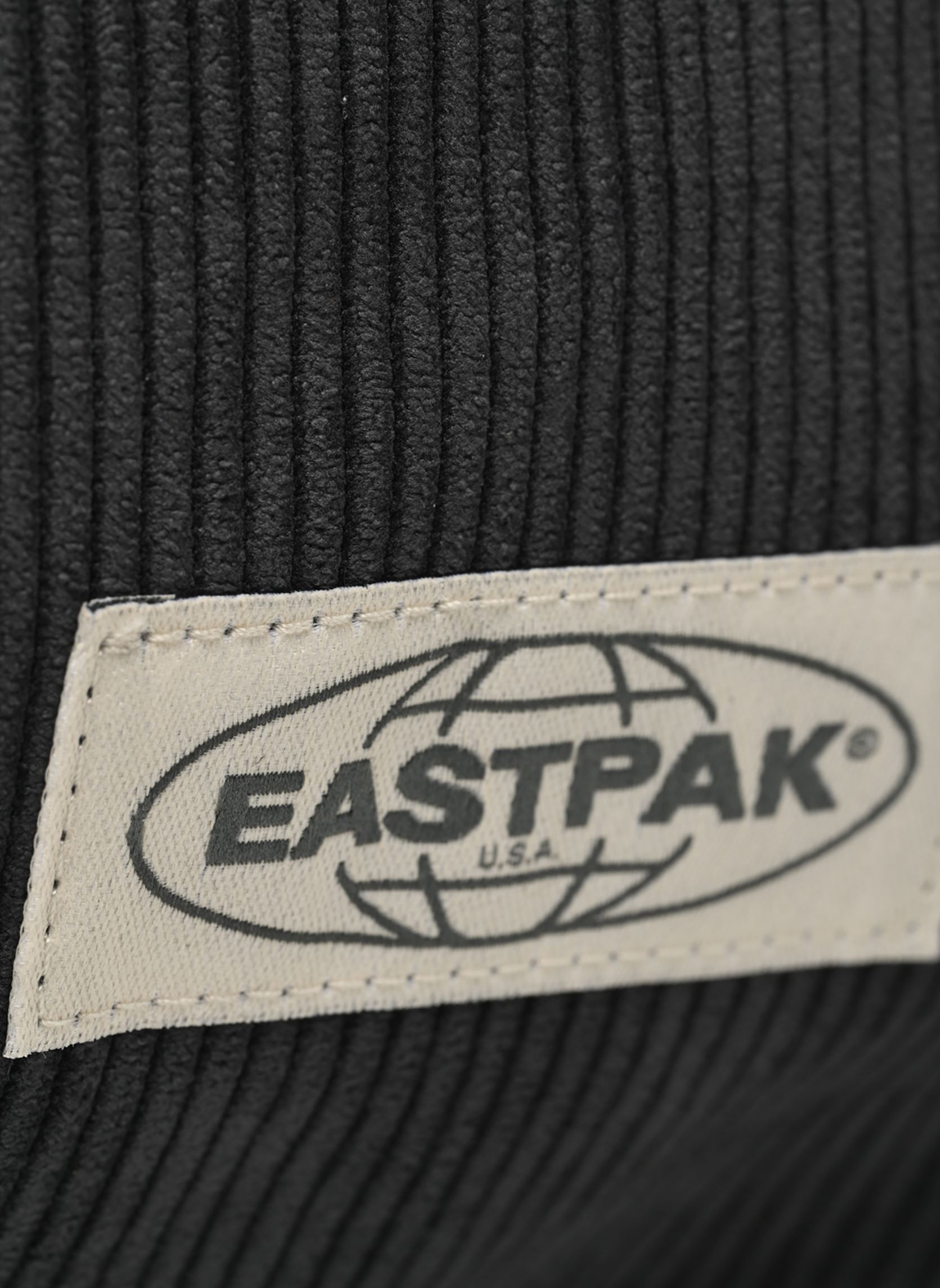 Sacs à dos Day Pak'R noir Eastpak Sacs à dos Day Pak'R noir RIBS BLACK
