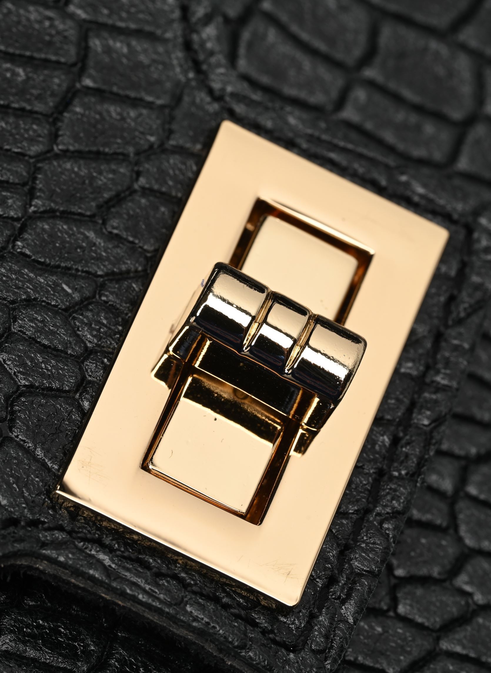 Sacs bandoulière New macroco leather femme noir Georgia Rose Sacs bandoulière New macroco leather femme noir CROCO NOIR