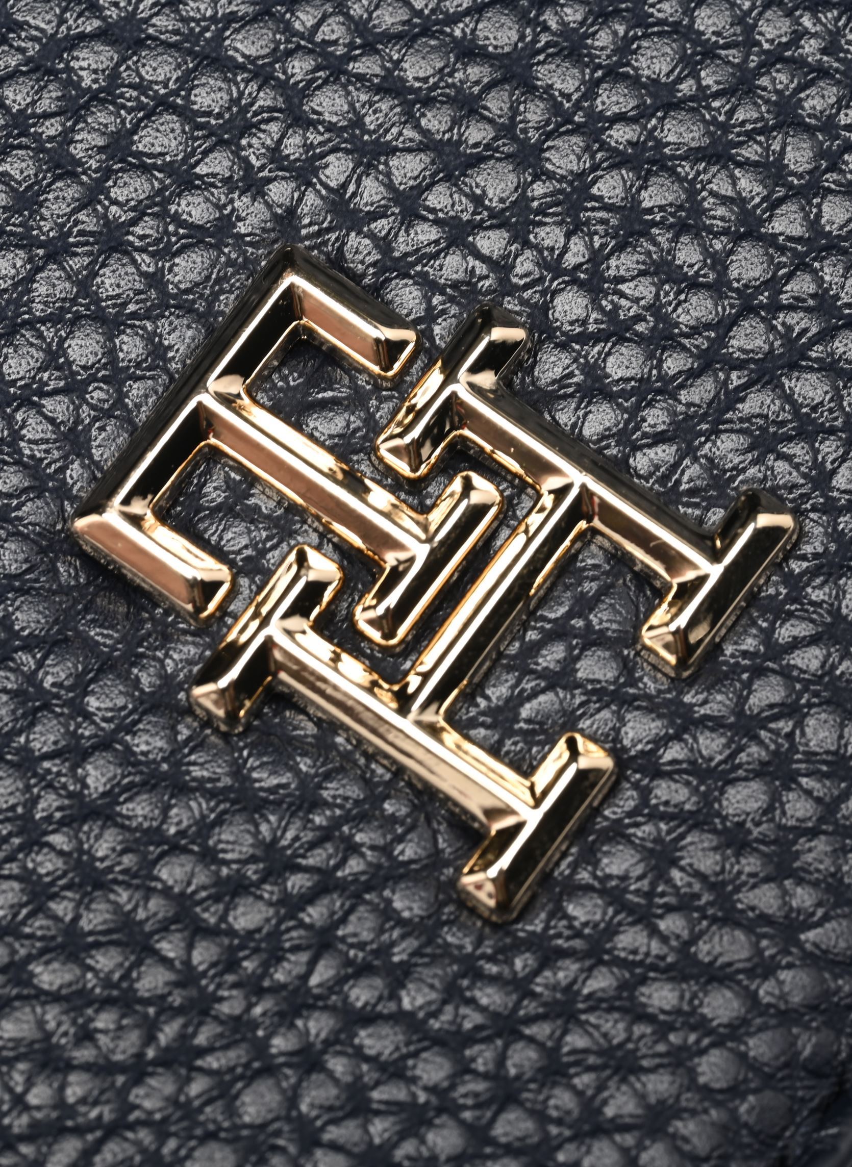 Umhängetaschen TH EMBLEM FLAP CROSS damen blau Tommy Hilfiger Umhängetaschen TH EMBLEM FLAP CROSS damen blau SPACE BLUE