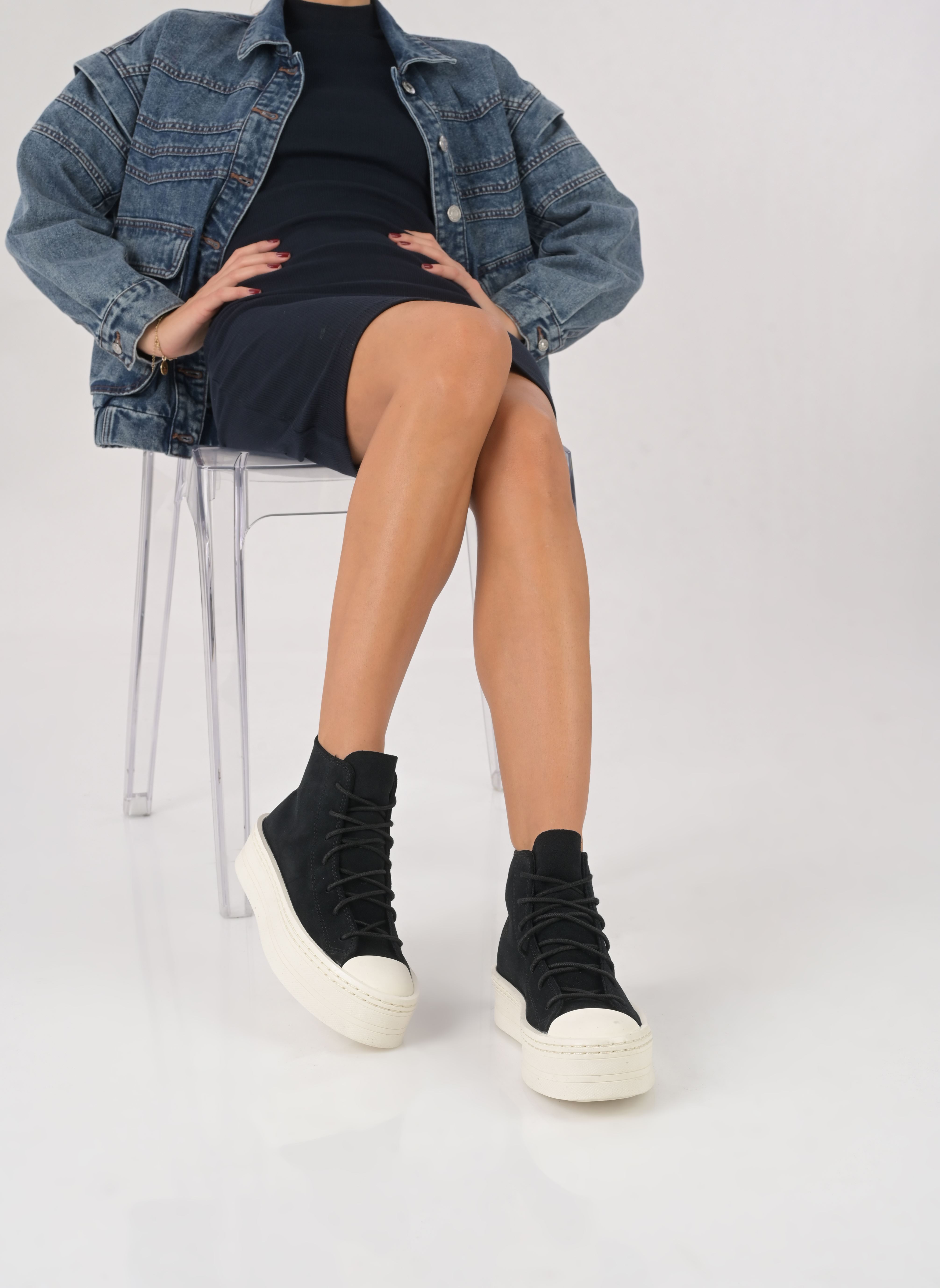 Baskets Chuck Taylor All Star Modern Lift Mono S femme noir Converse Baskets Chuck Taylor All Star Modern Lift Mono S femme noir MODERN BLACK/BLACK/EGRET
