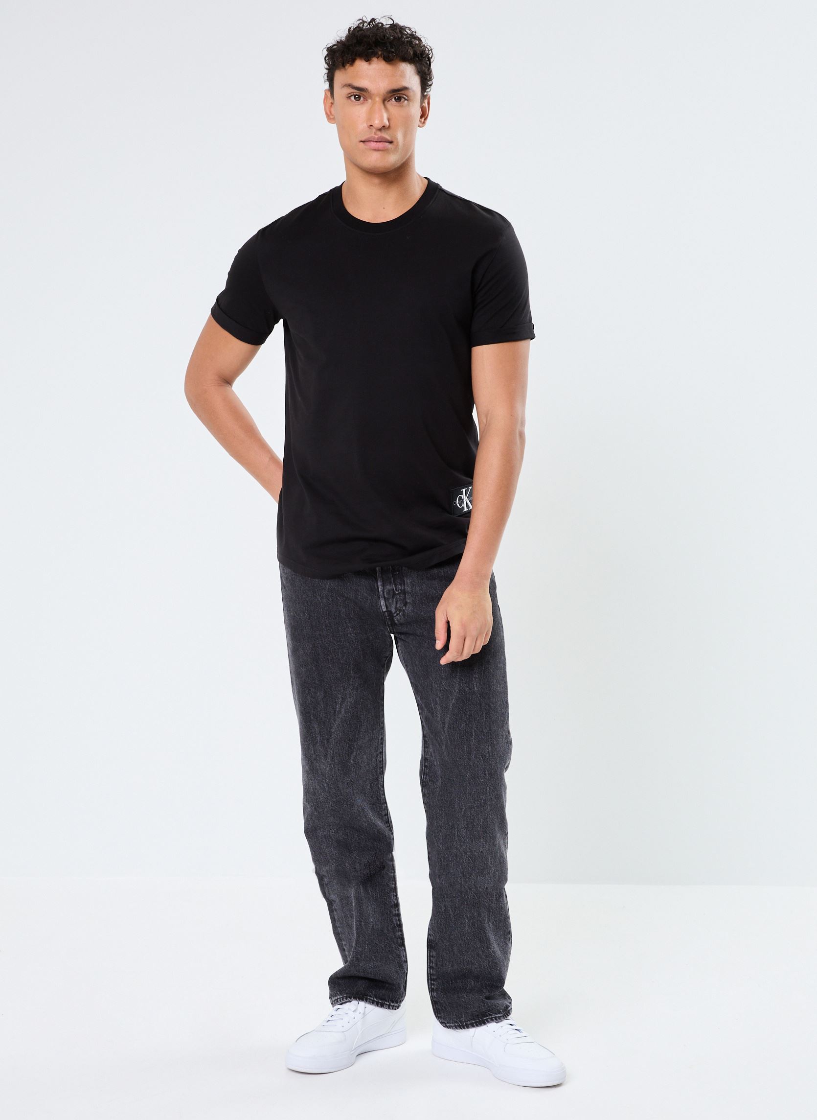 Kurzarm-T-Shirts Badge Round Hem Tee herren schwarz Calvin Klein Jeans Kurzarm-T-Shirts Badge Round Hem Tee herren schwarz CK BLACK