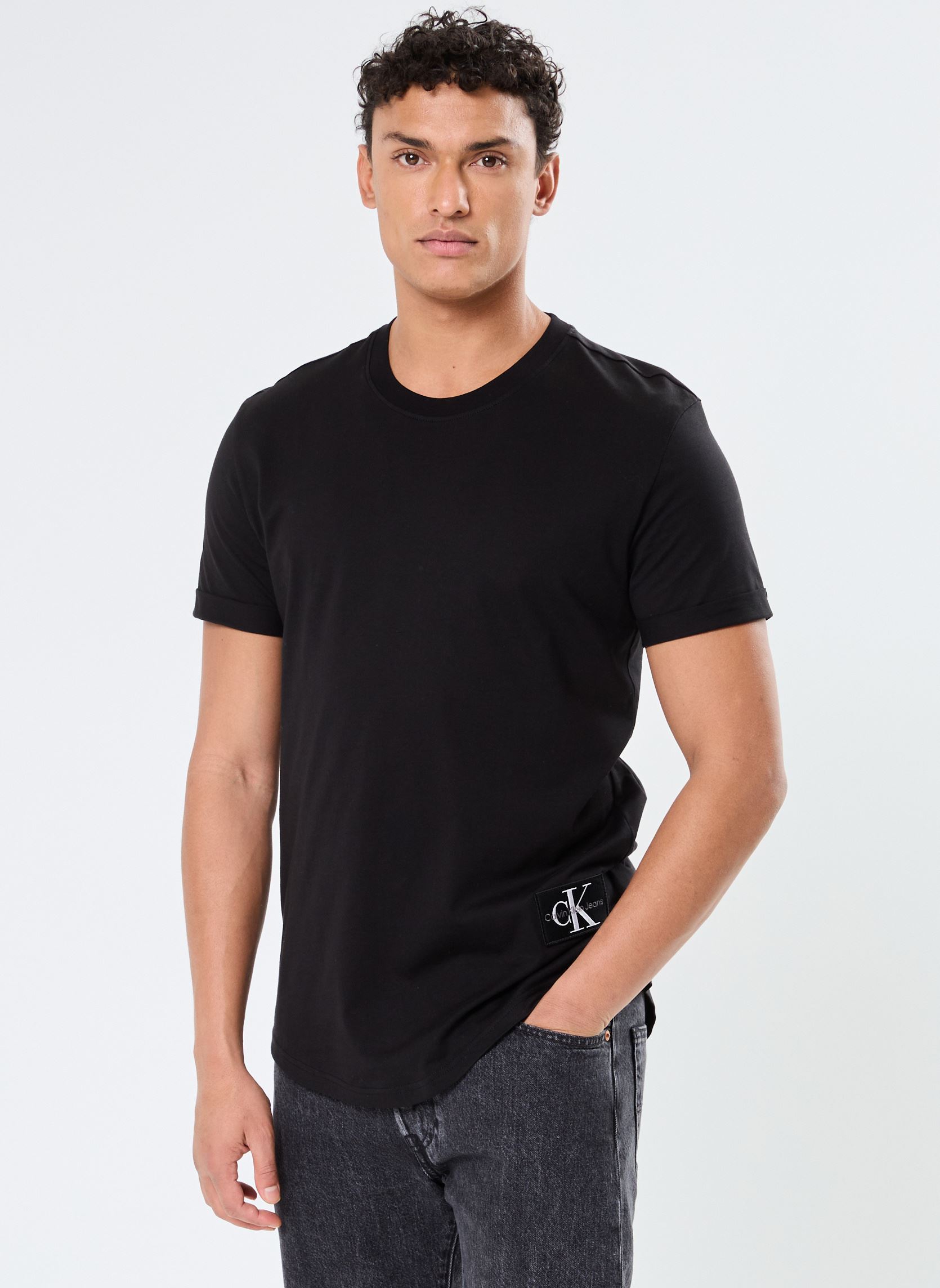 Vêtements Calvin Klein Jeans Badge Round Hem Tee pour  Accessoires
