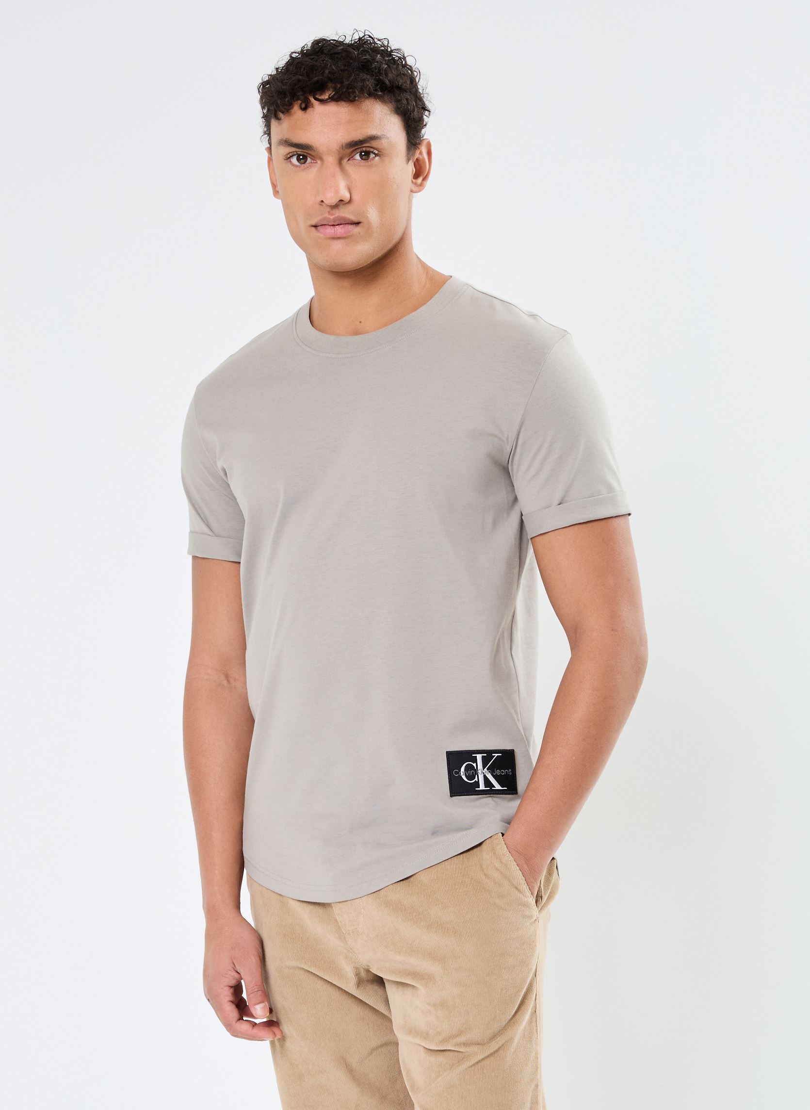 Vêtements Calvin Klein Jeans Badge Round Hem Tee pour  Accessoires