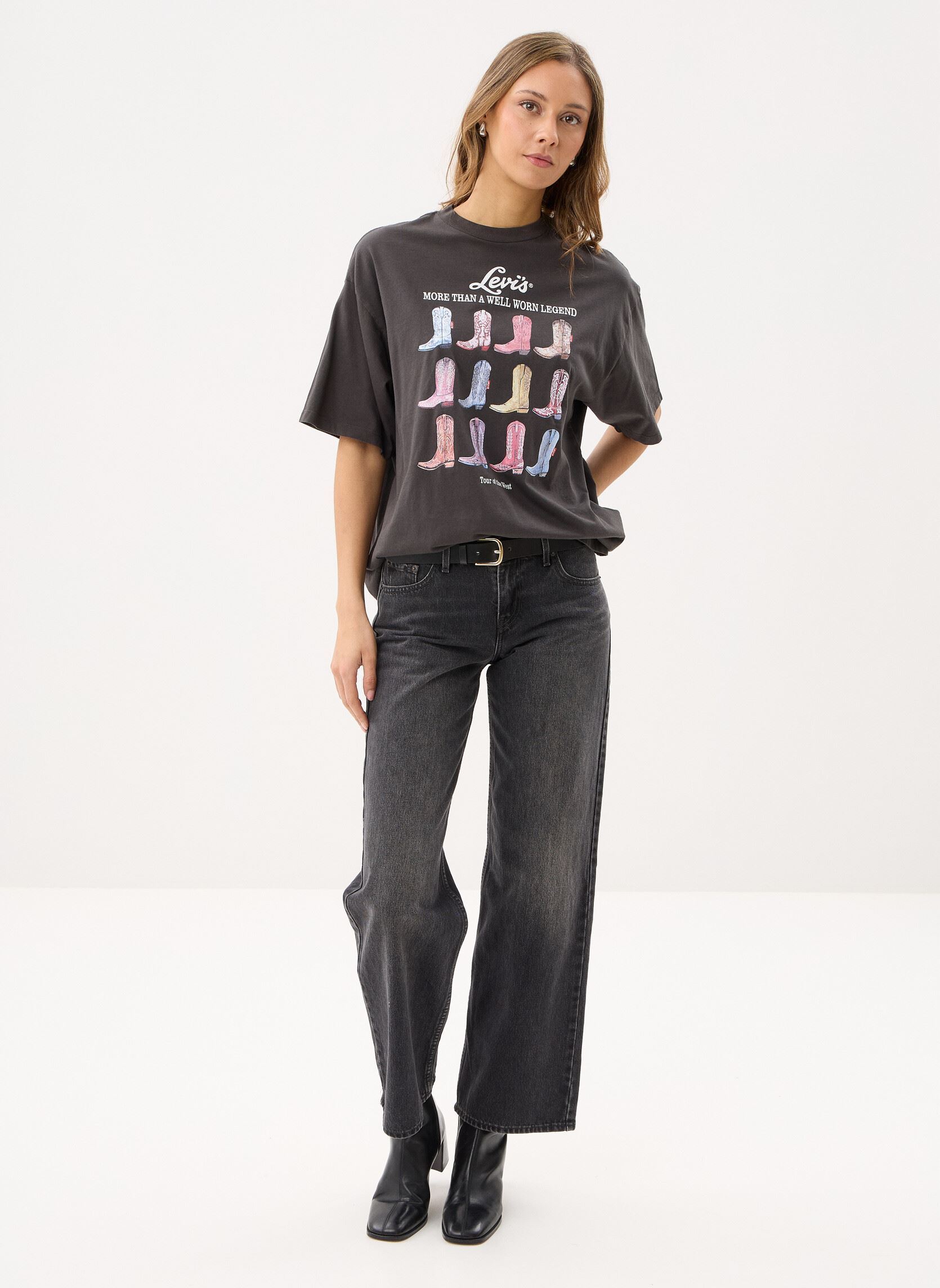 T-Shirts Graphic Short Stack Tee damen schwarz Levi's T-Shirts Graphic Short Stack Tee damen schwarz Tee All The Boots Pirate Black