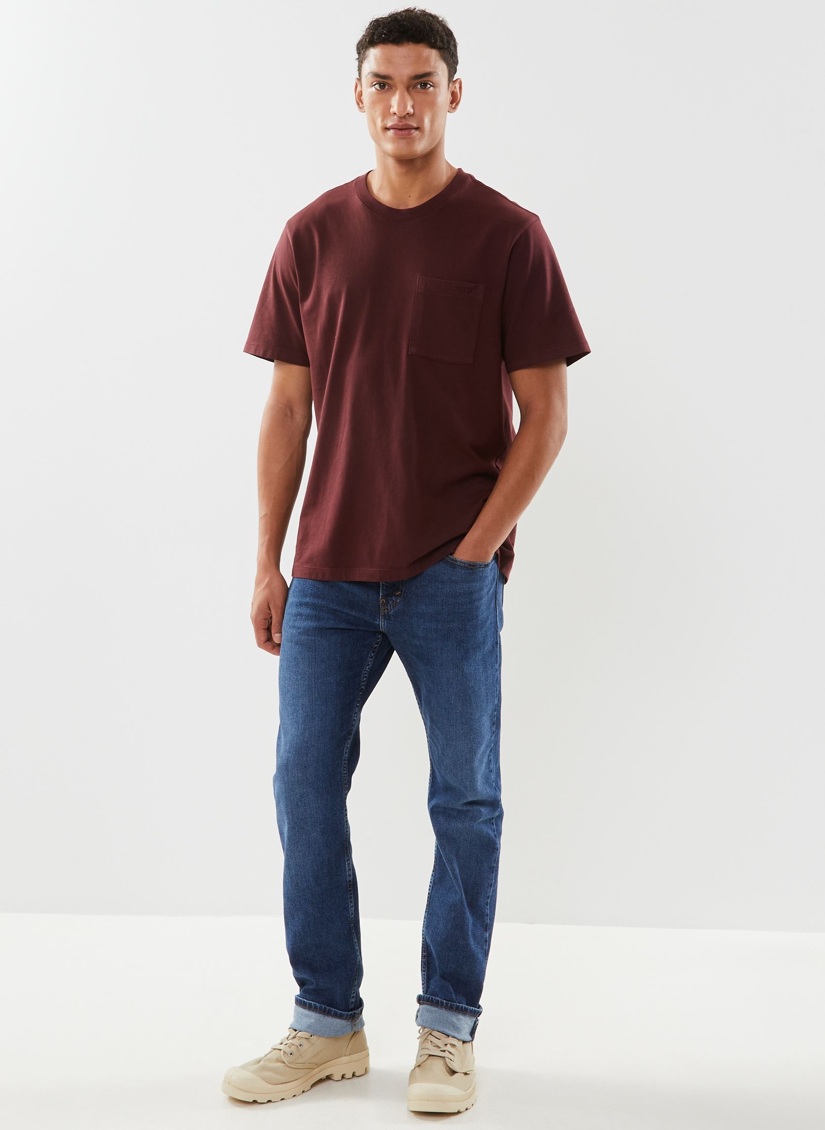 Tee-shirts SS POCKET TEE RLX homme bordeaux Levi's Tee-shirts SS POCKET TEE RLX homme bordeaux DECADENT CHOCOLATE GARMENT DYE