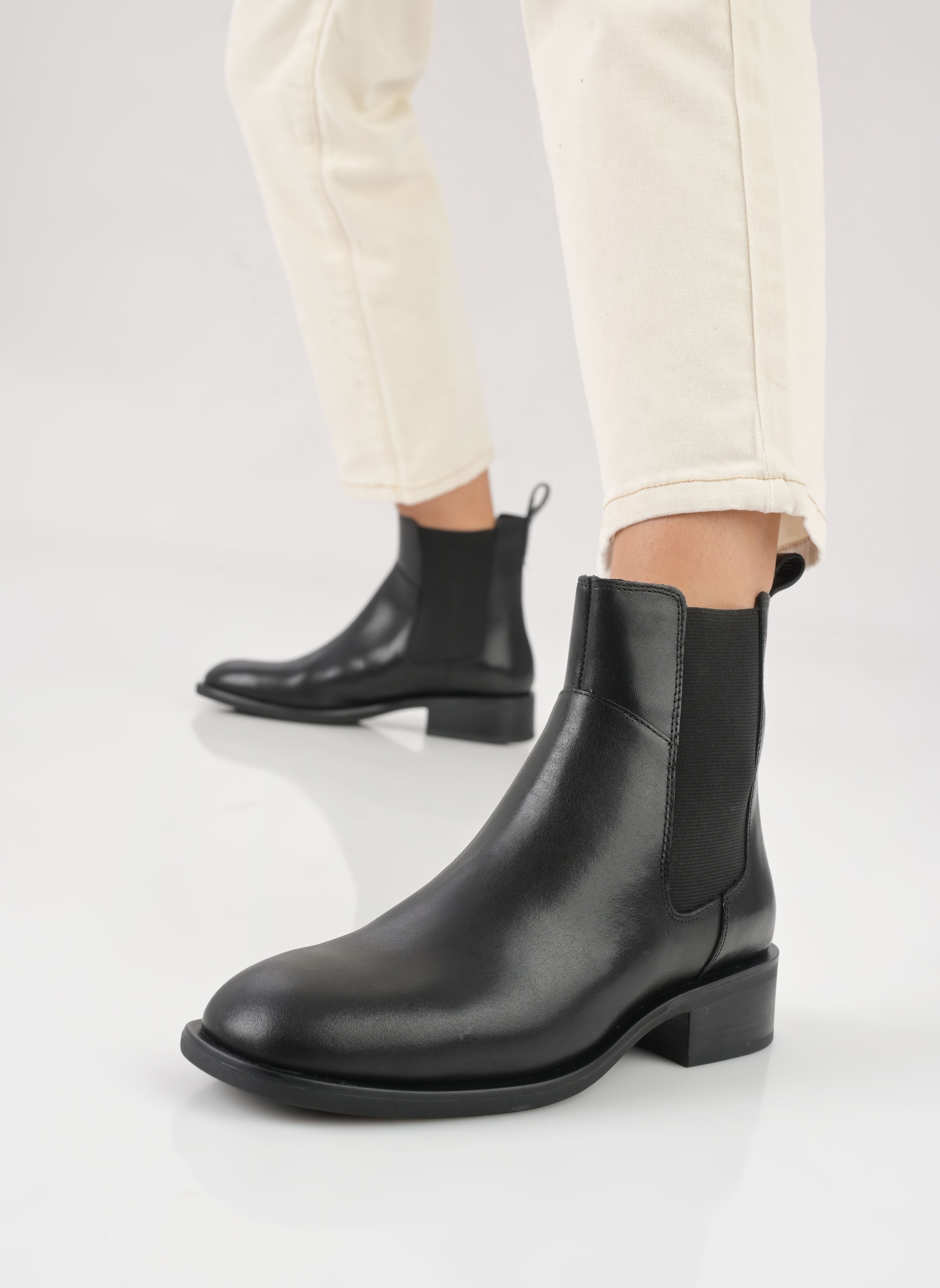 Stivaletti e stivali SHEILA 5635-201 donna nero Vagabond Shoemakers Stivaletti e stivali SHEILA 5635-201 donna nero Black