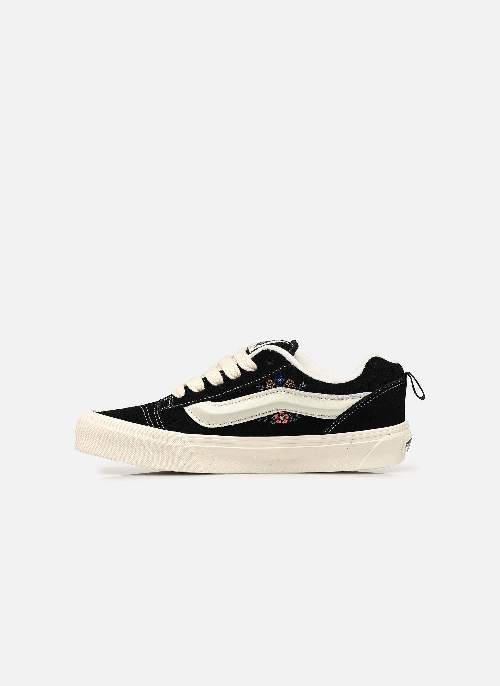 Baskets Knu Skool femme noir Vans Baskets Knu Skool femme noir BLACK FLORAL