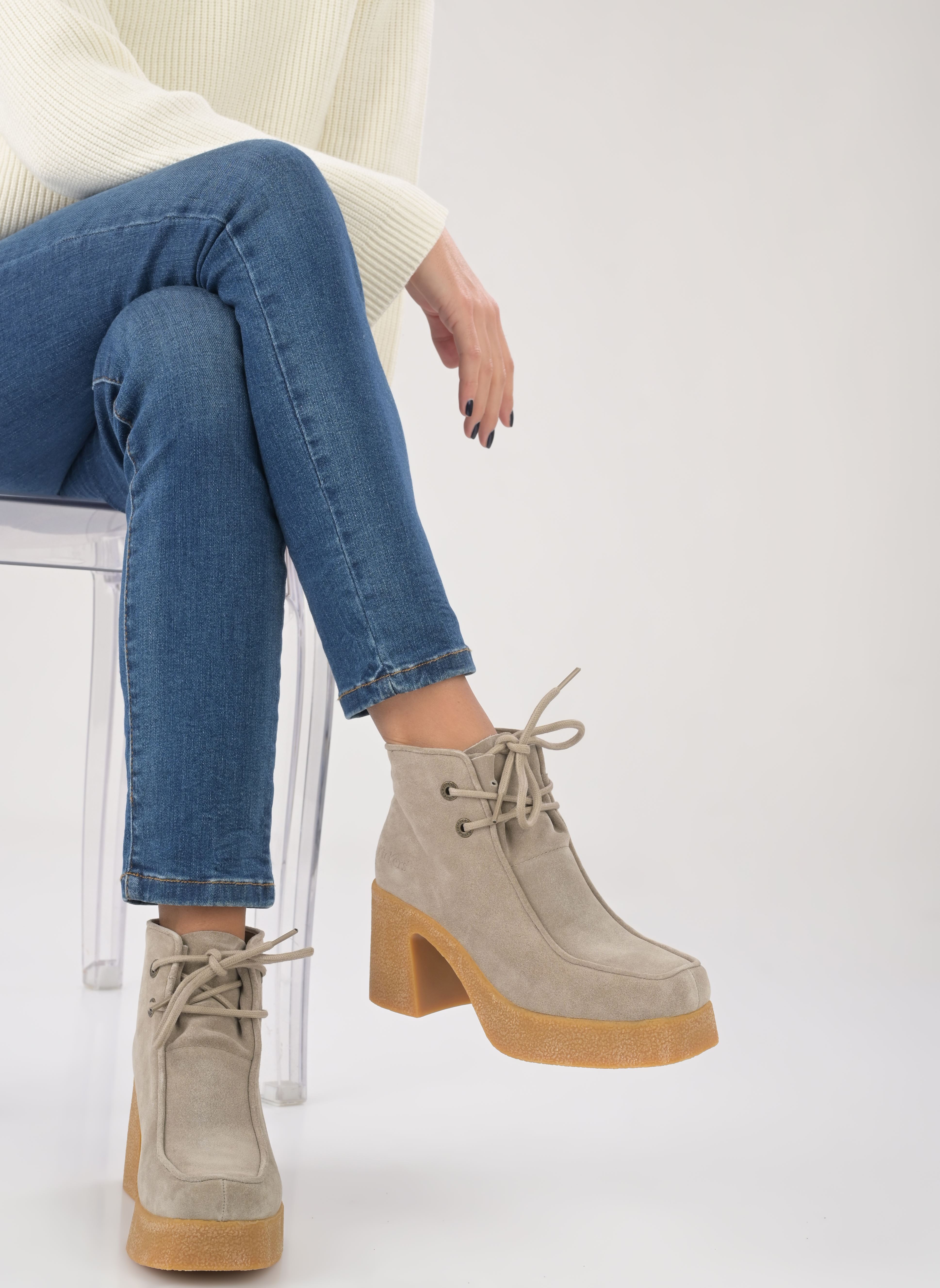 Bottines à lacets KICK CLAIRE femme beige Kickers Bottines à lacets KICK CLAIRE femme beige Beige