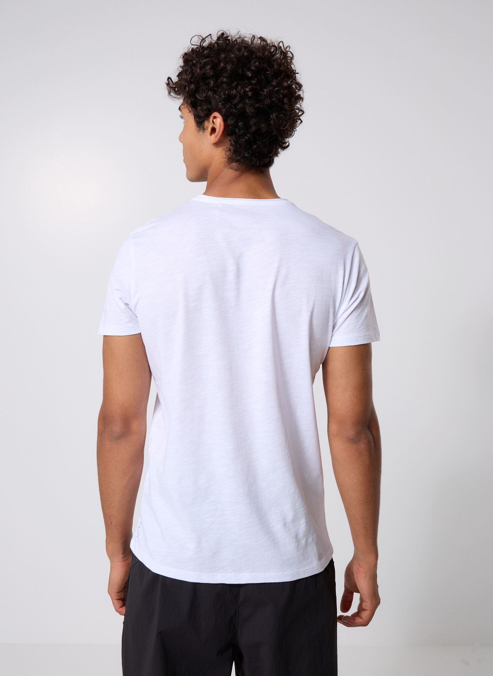 T-shirt a maniche corte MJ10153 uomo bianco IKKS Men T-shirt a maniche corte MJ10153 uomo bianco 01-blanc