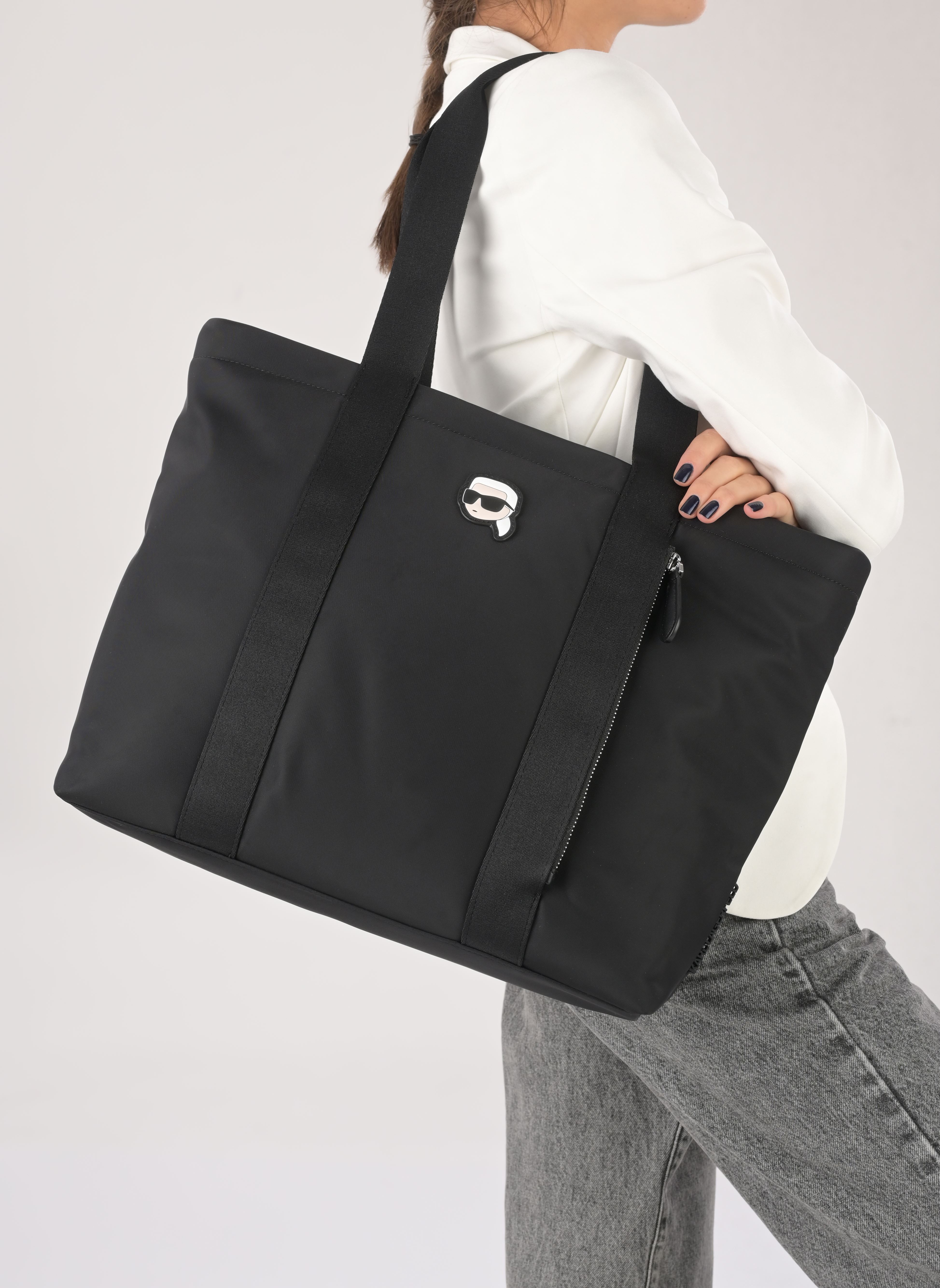Shopper K/Ikonik 2.0 Nylon Zip Tote damen schwarz Karl Lagerfeld Shopper K/Ikonik 2.0 Nylon Zip Tote damen schwarz BLACK