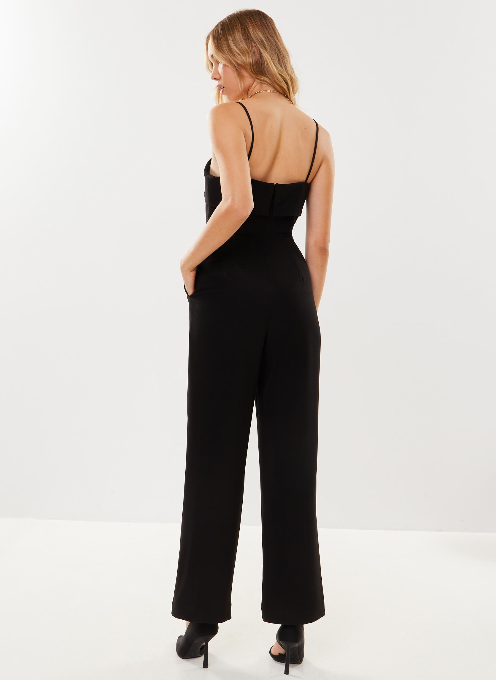 Broekpakken Slfvinelle Strap Jumpsuit B dames zwart Selected Femme Broekpakken Slfvinelle Strap Jumpsuit B dames zwart BLACK