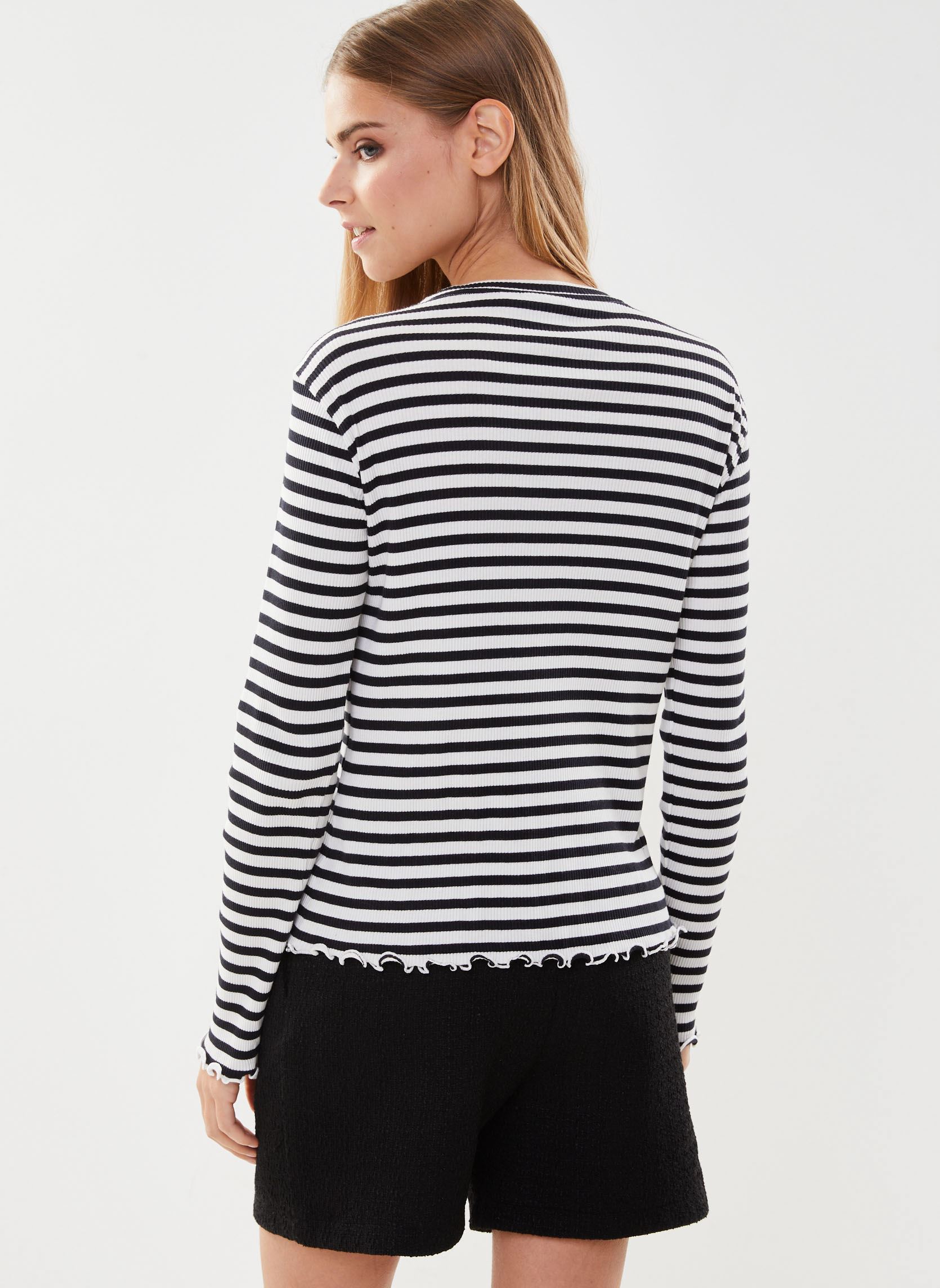 Tee-shirts Vithessa O-Neck LS Top - Noos femme noir Vila Tee-shirts Vithessa O-Neck LS Top - Noos femme noir BLACK