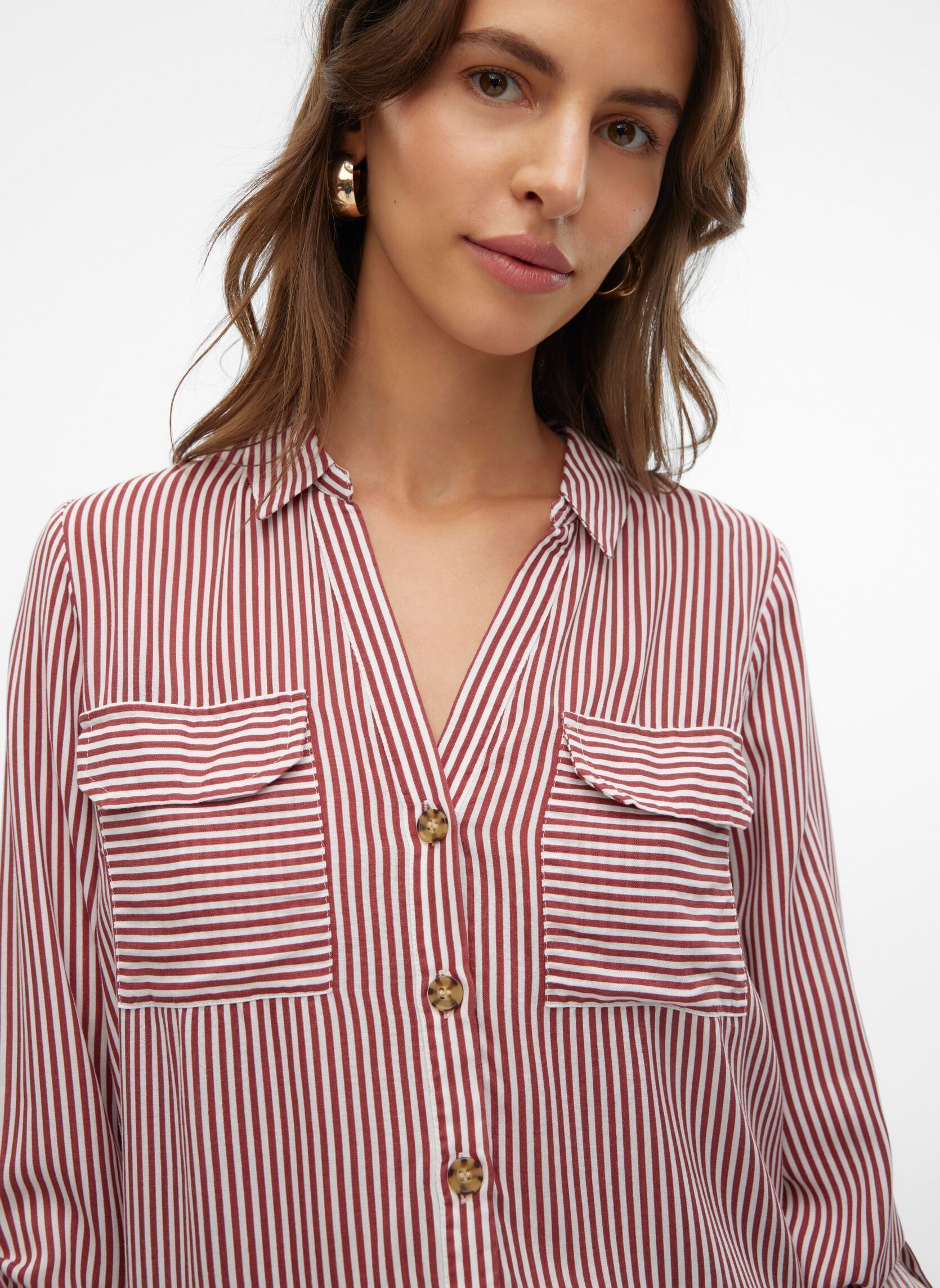 Chemises manches longues Vmbumpy L/S Shirt New Wvn Ga Noos femme rouge Vero Moda Chemises manches longues Vmbumpy L/S Shirt New Wvn Ga Noos femme rouge KARANDA RED
