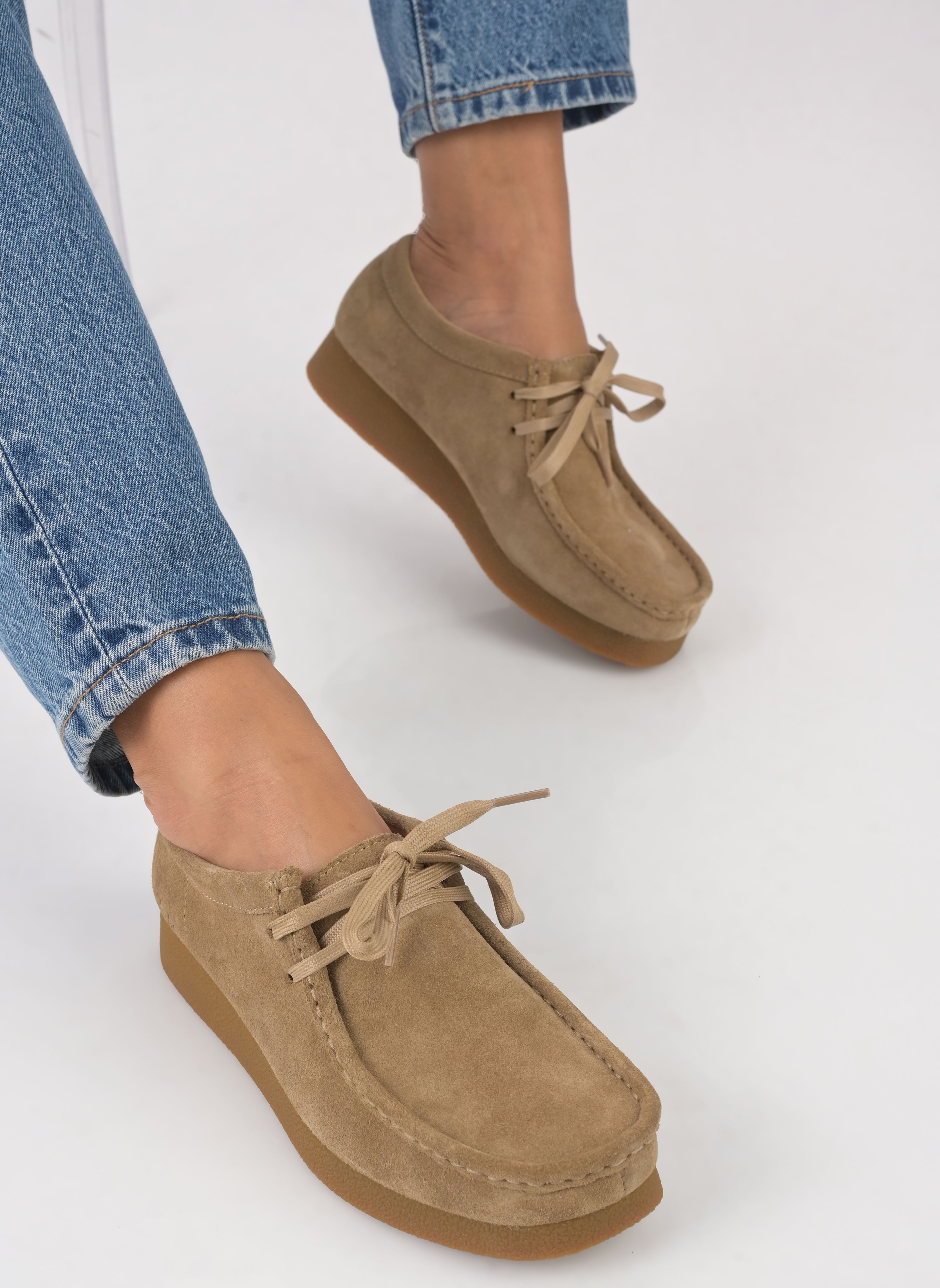 Derbies WallabeeEVOSh femme beige Clarks Derbies WallabeeEVOSh femme beige DARK SAND SUEDE