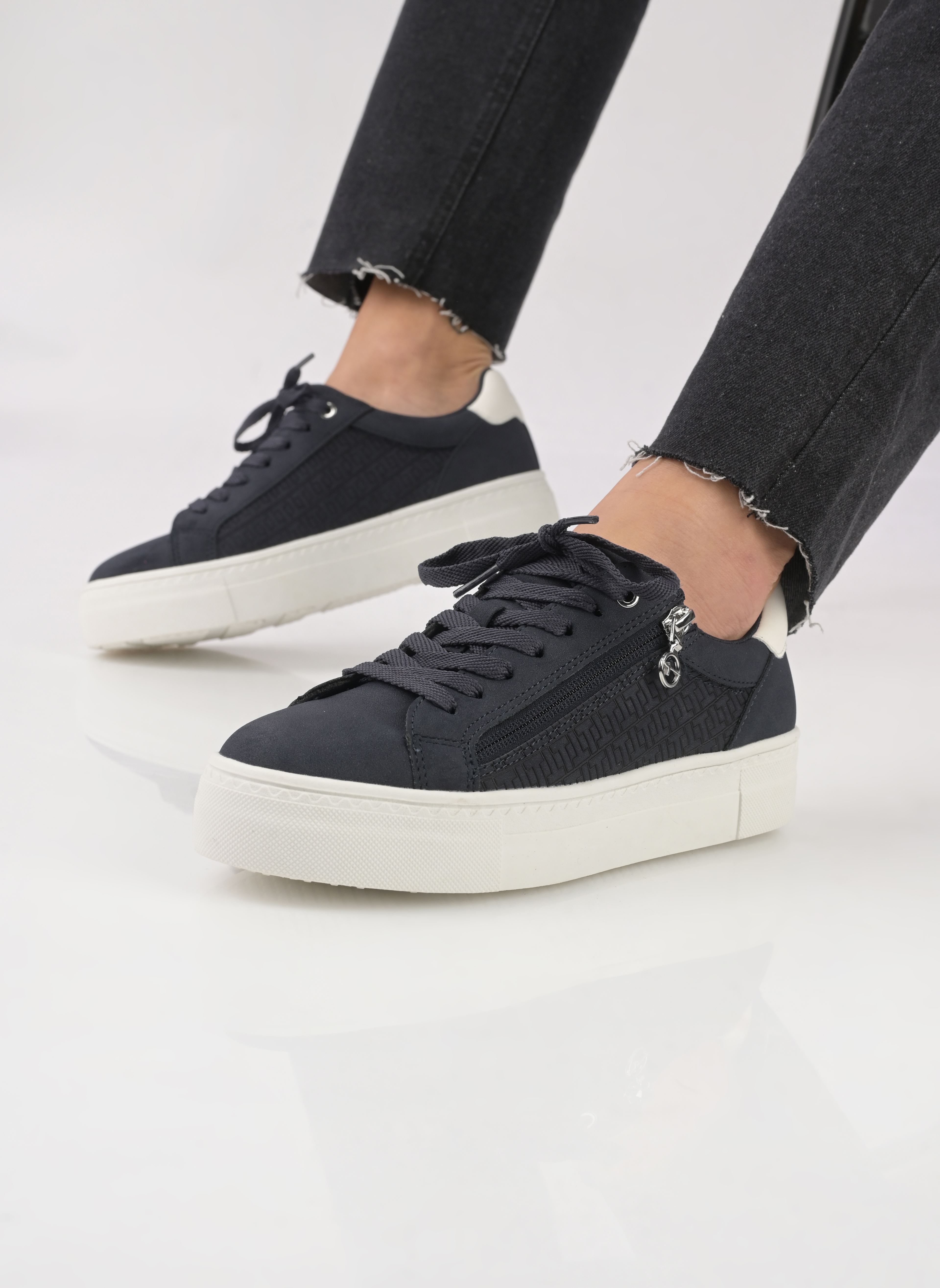 Niedrige Sneaker 23313-41 damen blau Tamaris Niedrige Sneaker 23313-41 damen blau NAVY