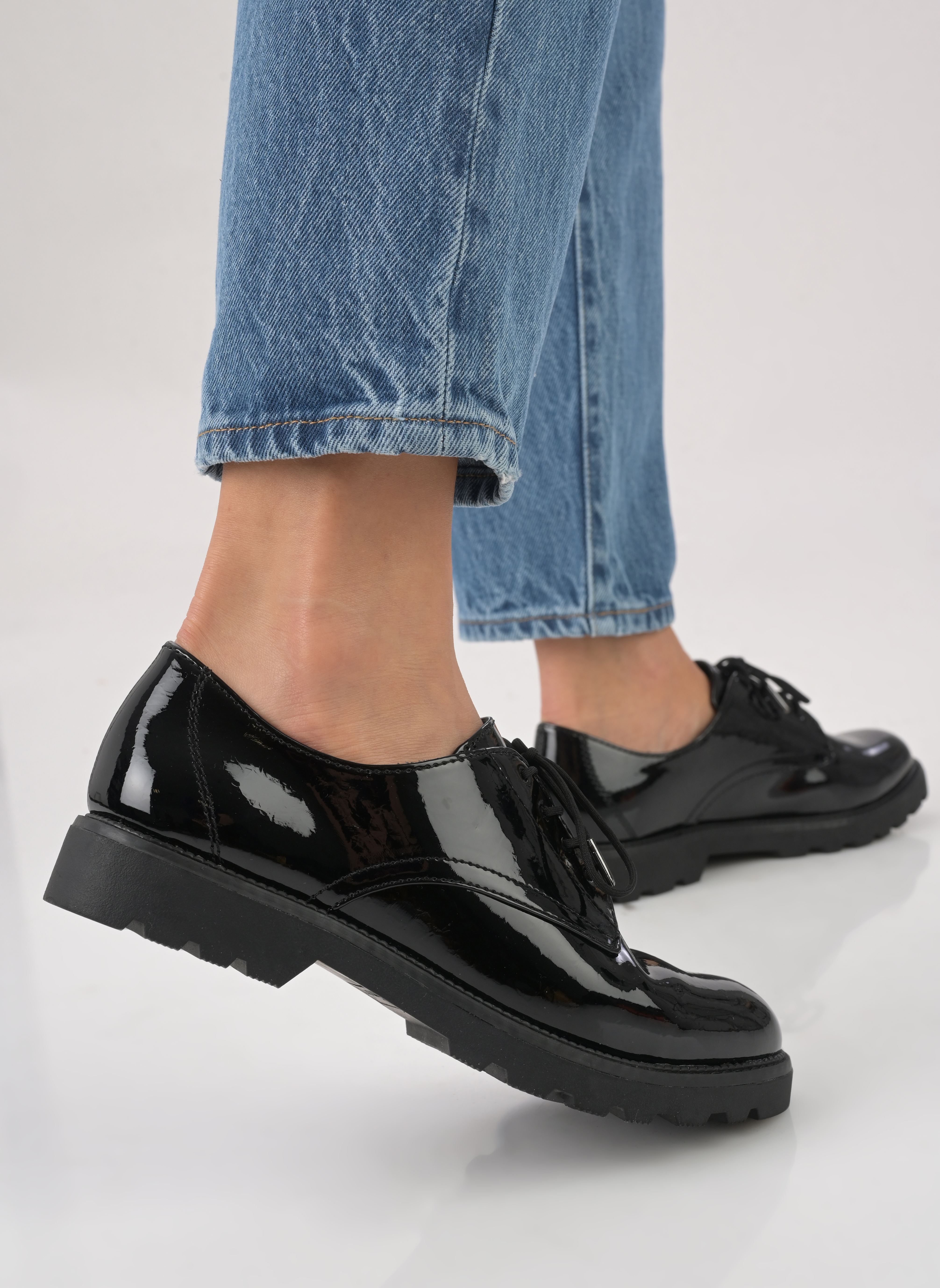 Derbies 23605-41 femme noir Tamaris Derbies 23605-41 femme noir BLK PATENT STR