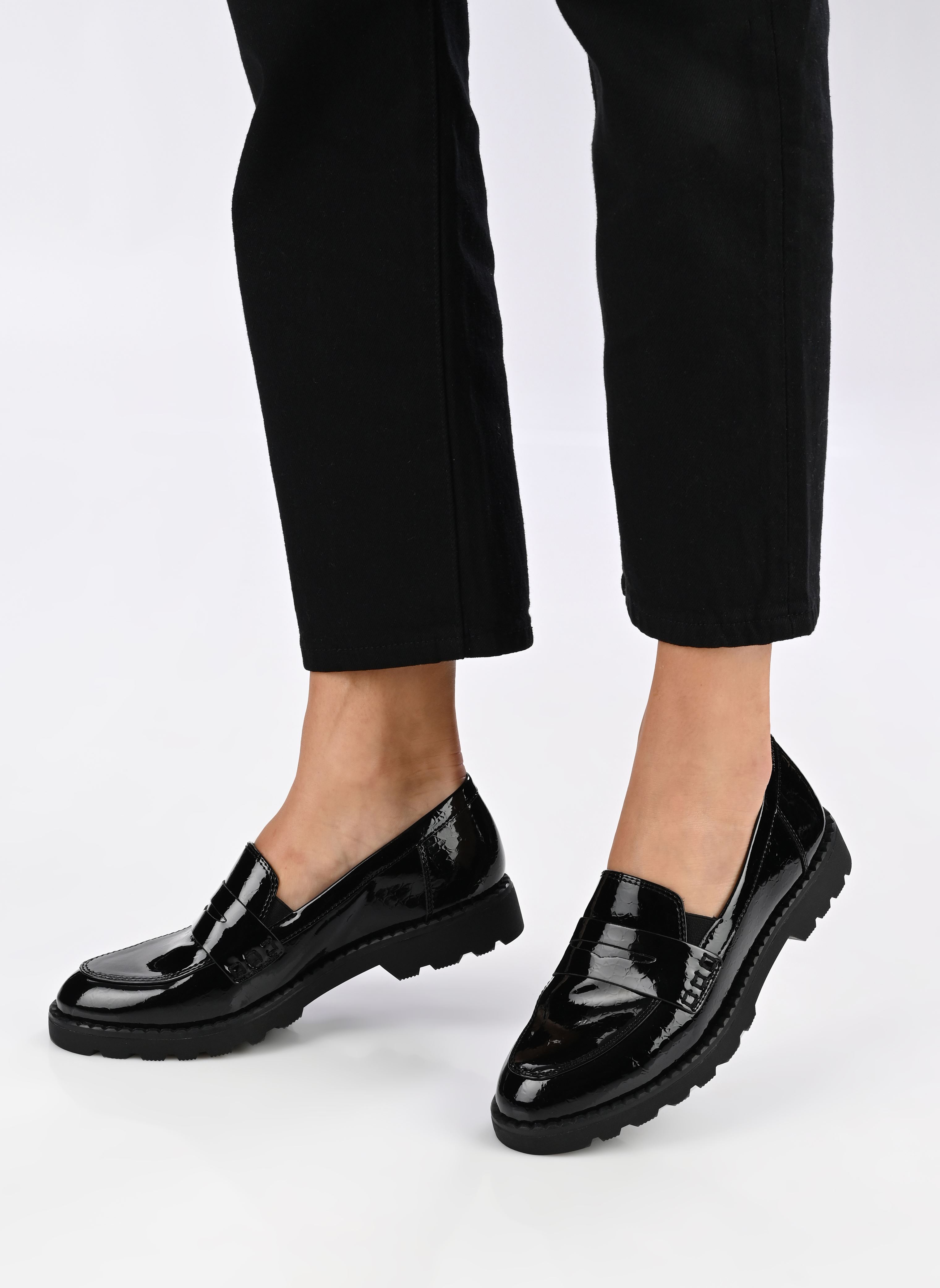Loafer 24312-41 damen schwarz Tamaris Loafer 24312-41 damen schwarz BLK PATENT STR