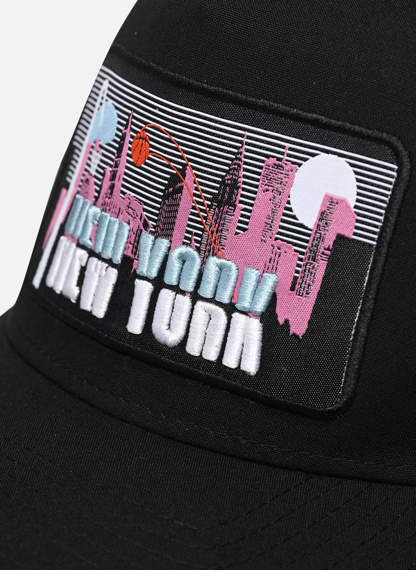 Casquette noire casquette plate Chapeaux, Vêtements Nous faisons