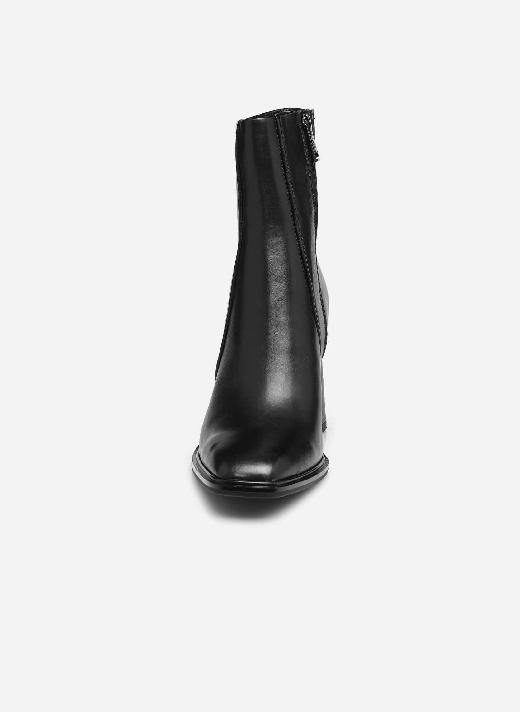 Enkellaarzen en boots 25388-41 dames zwart Tamaris Enkellaarzen en boots 25388-41 dames zwart BLACK