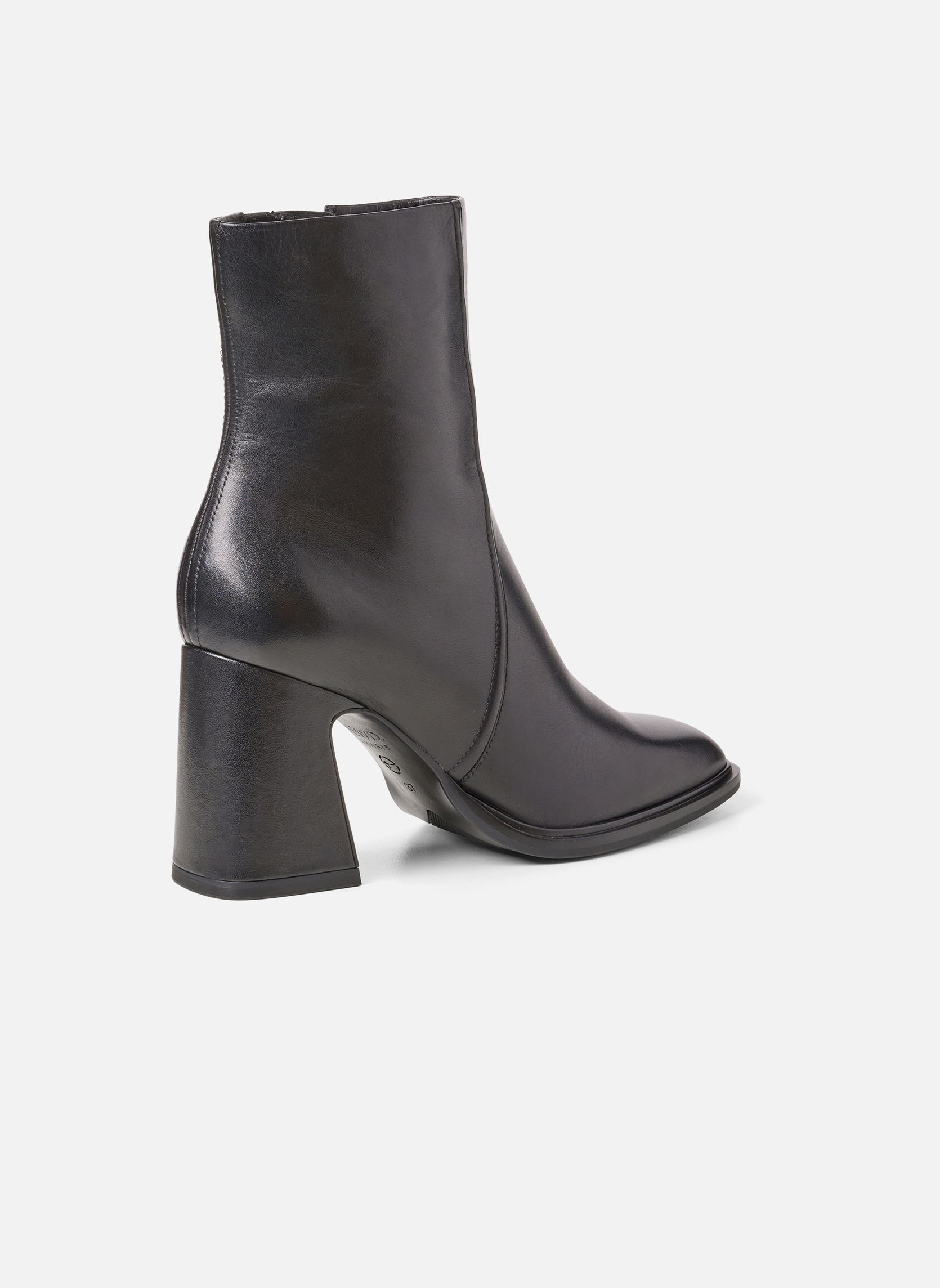Enkellaarzen en boots 25388-41 dames zwart Tamaris Enkellaarzen en boots 25388-41 dames zwart BLACK