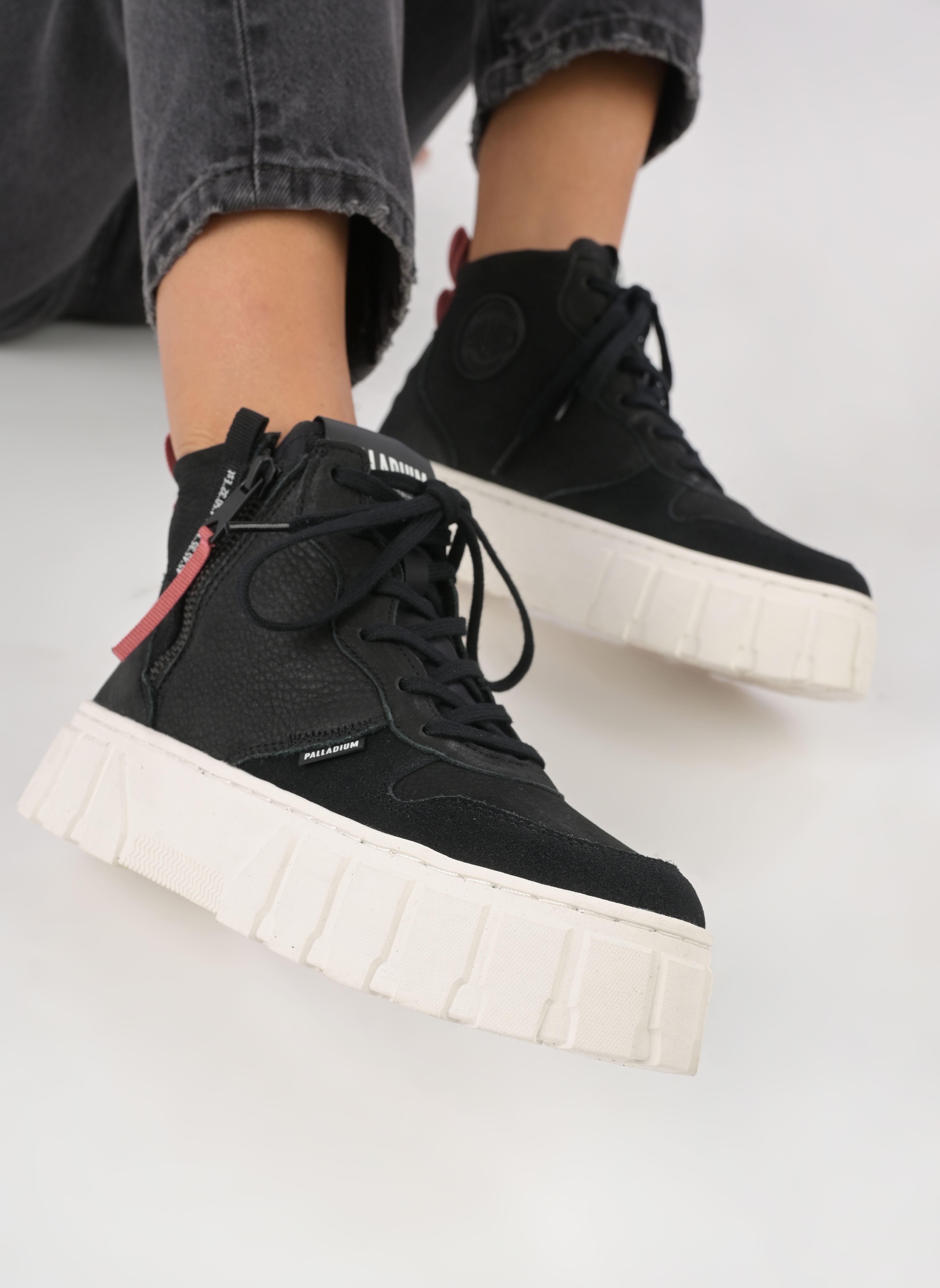 Leinen-Sneaker PALLATOWER OUTZIPLTH damen schwarz Palladium Leinen-Sneaker PALLATOWER OUTZIPLTH damen schwarz BLACK