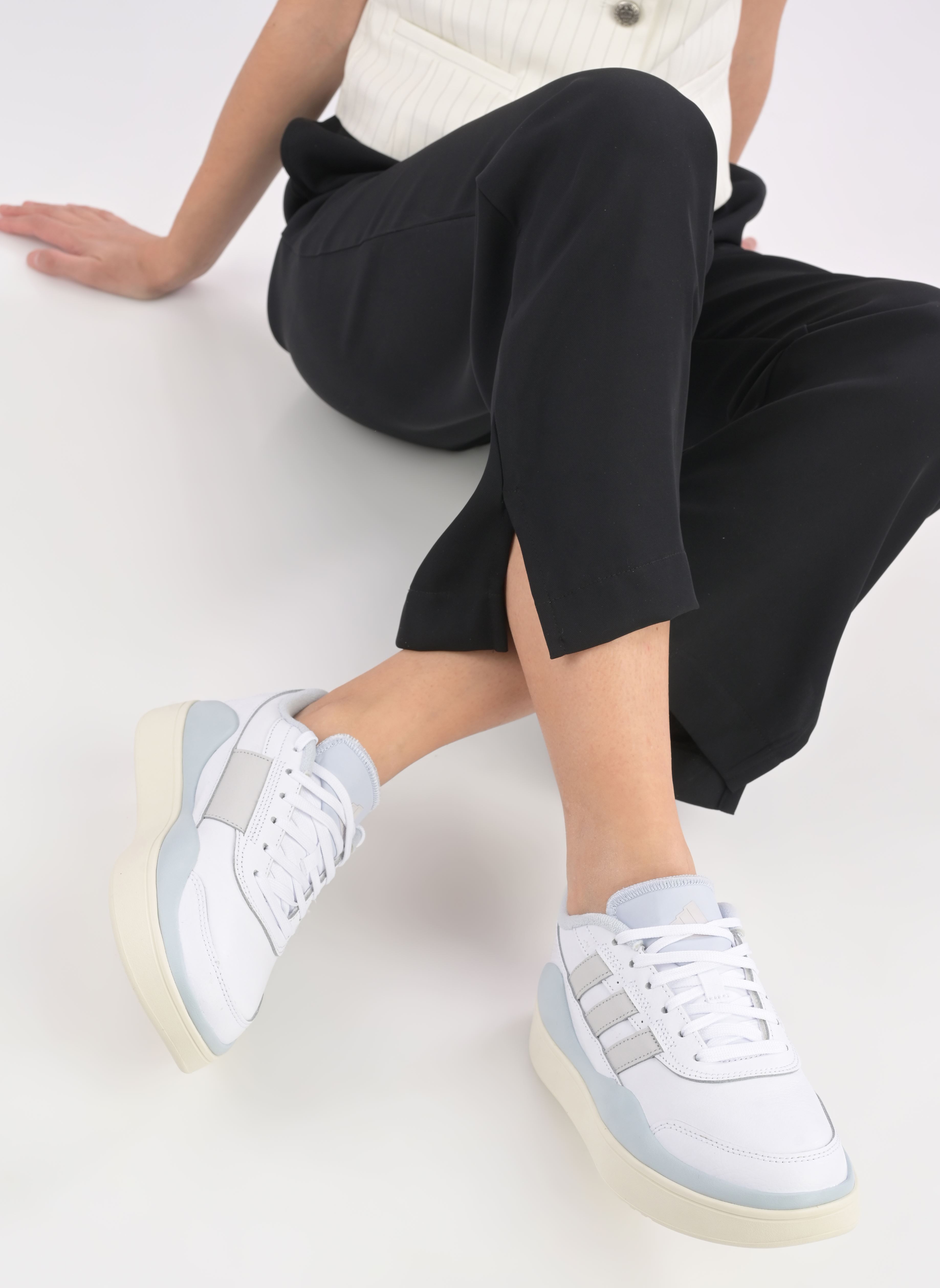 Baskets Osade W femme blanc adidas sportswear Baskets Osade W femme blanc FTWWHT/DSHGRY/HALBLU