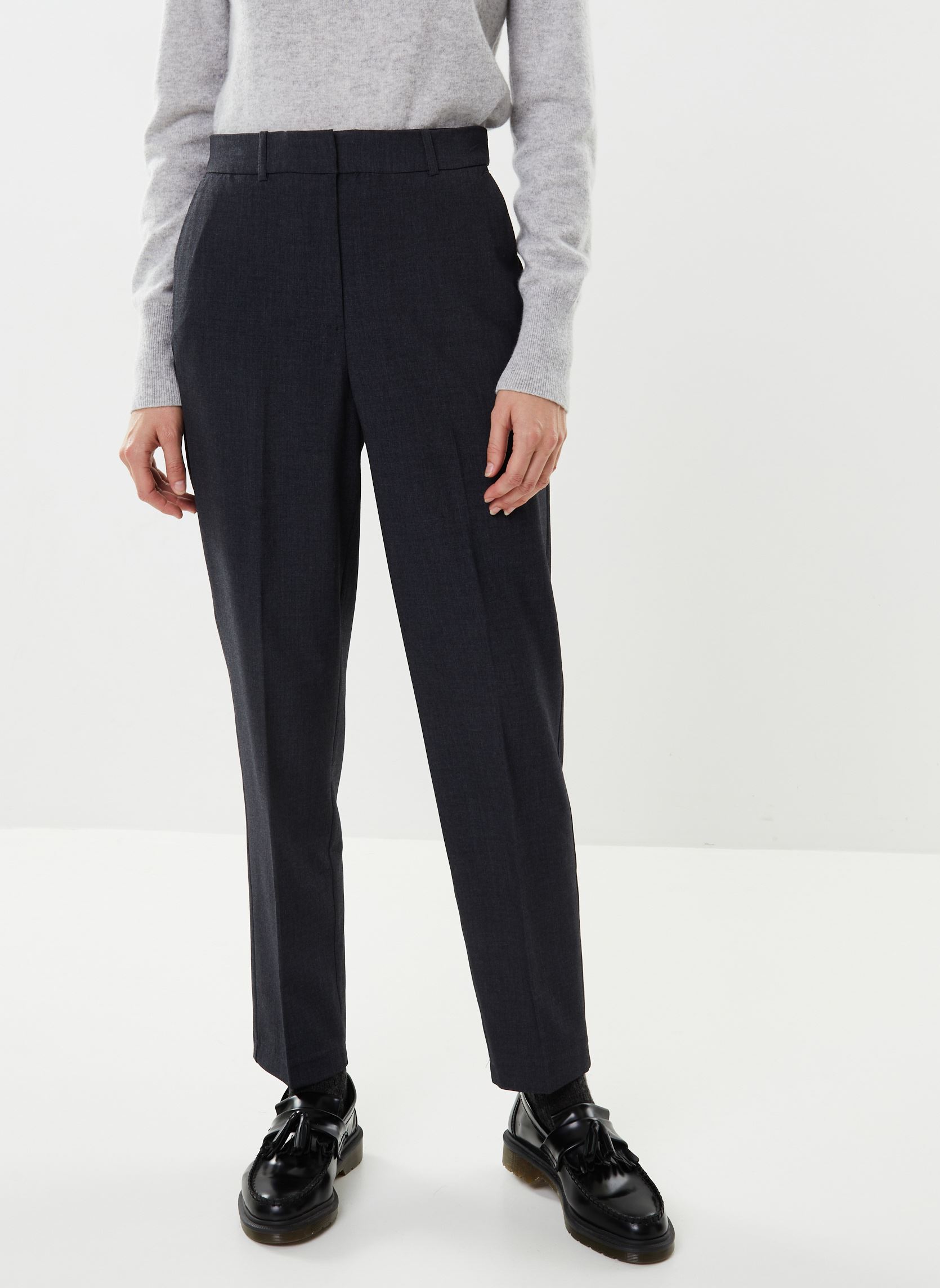 I Tested The Trend: Why Women's Pant Suits With Long Jackets Are A Must