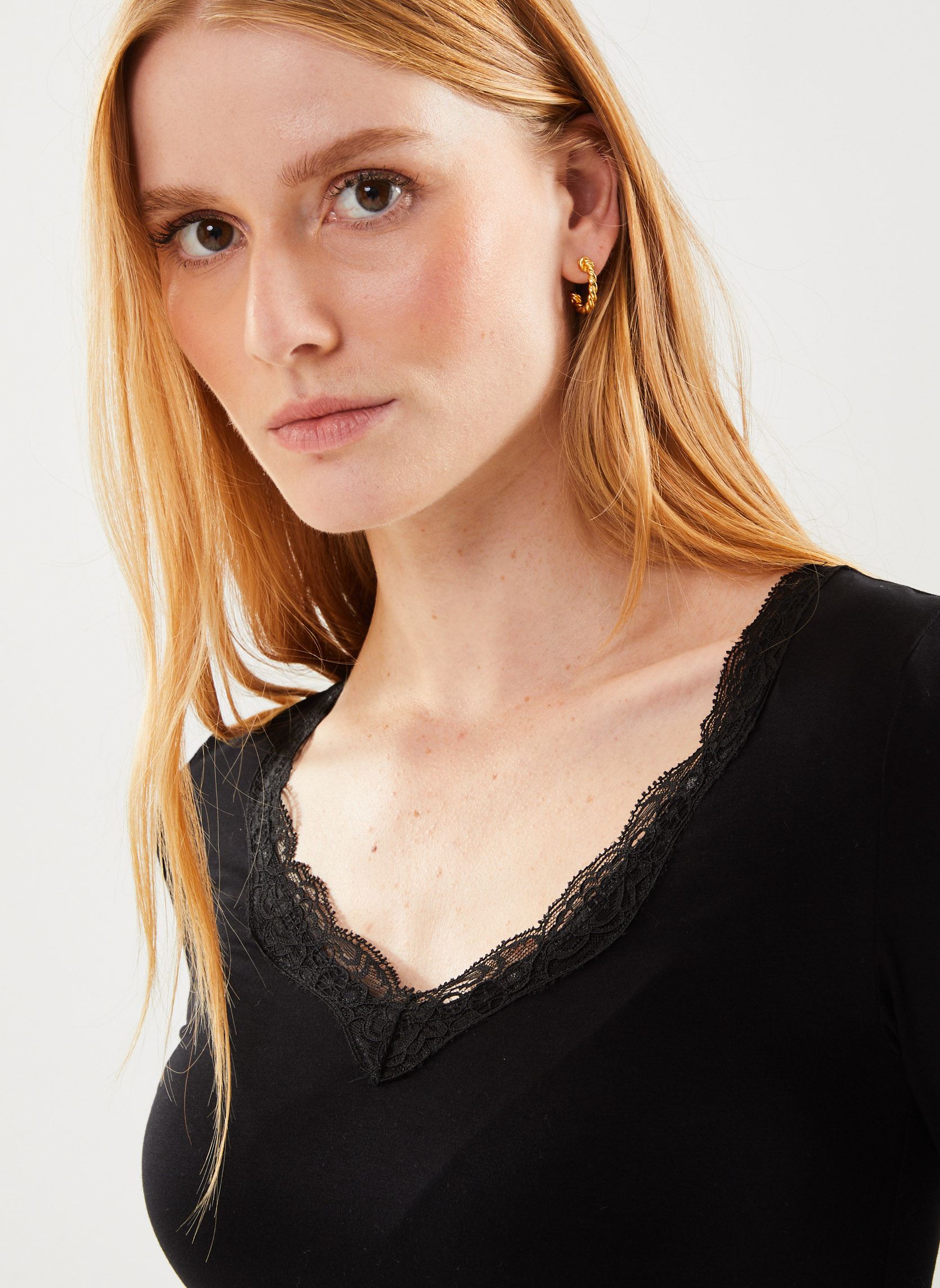 Tee-shirts manches longues PCBARBERA LS LACE TOP NOOS BC femme noir Pieces Tee-shirts manches longues PCBARBERA LS LACE TOP NOOS BC femme noir BLACK