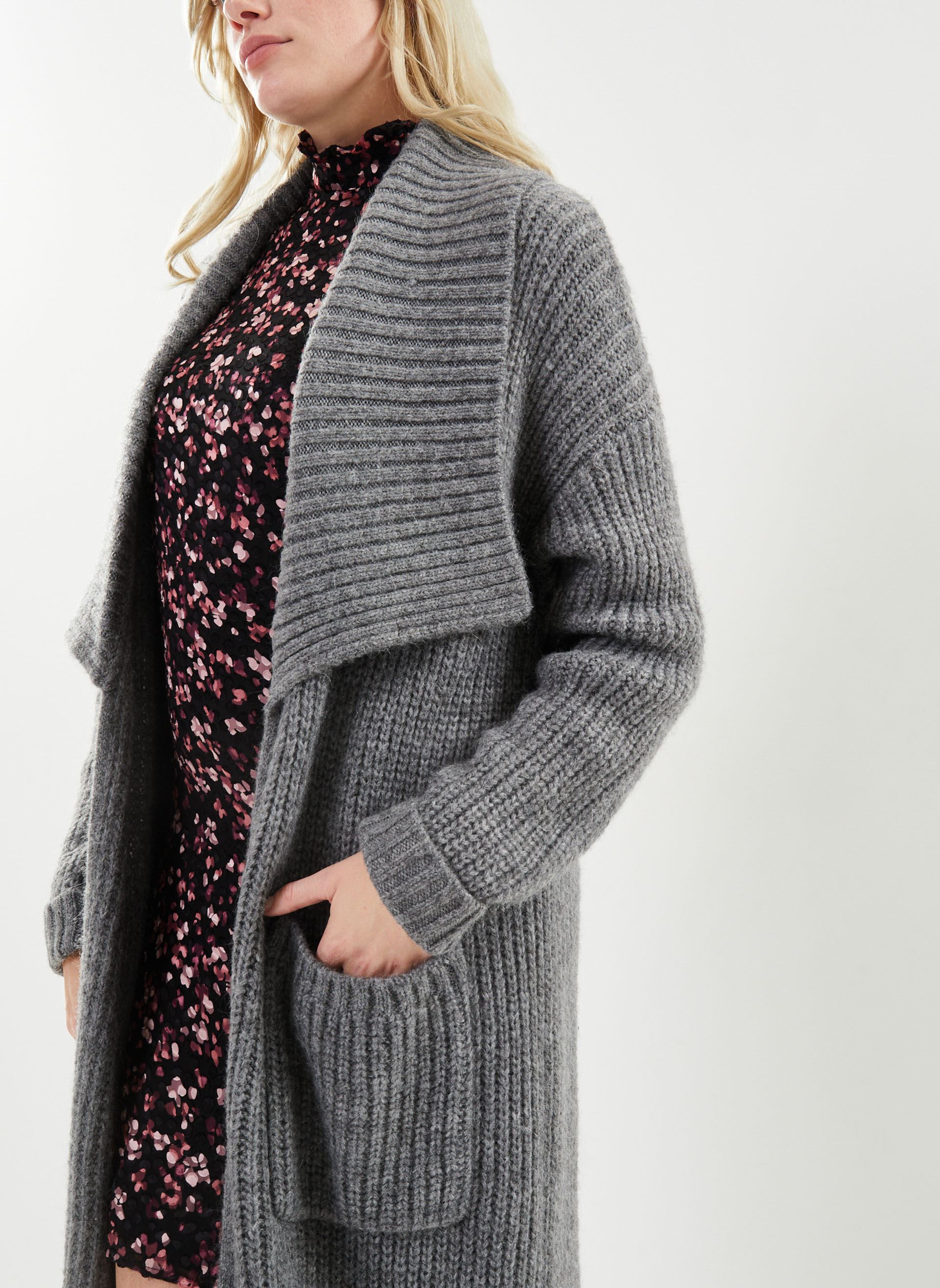 Strickjacken und Westen BX17255 damen grau IKKS Women Strickjacken und Westen BX17255 damen grau GRIS CHINÉ MOYEN