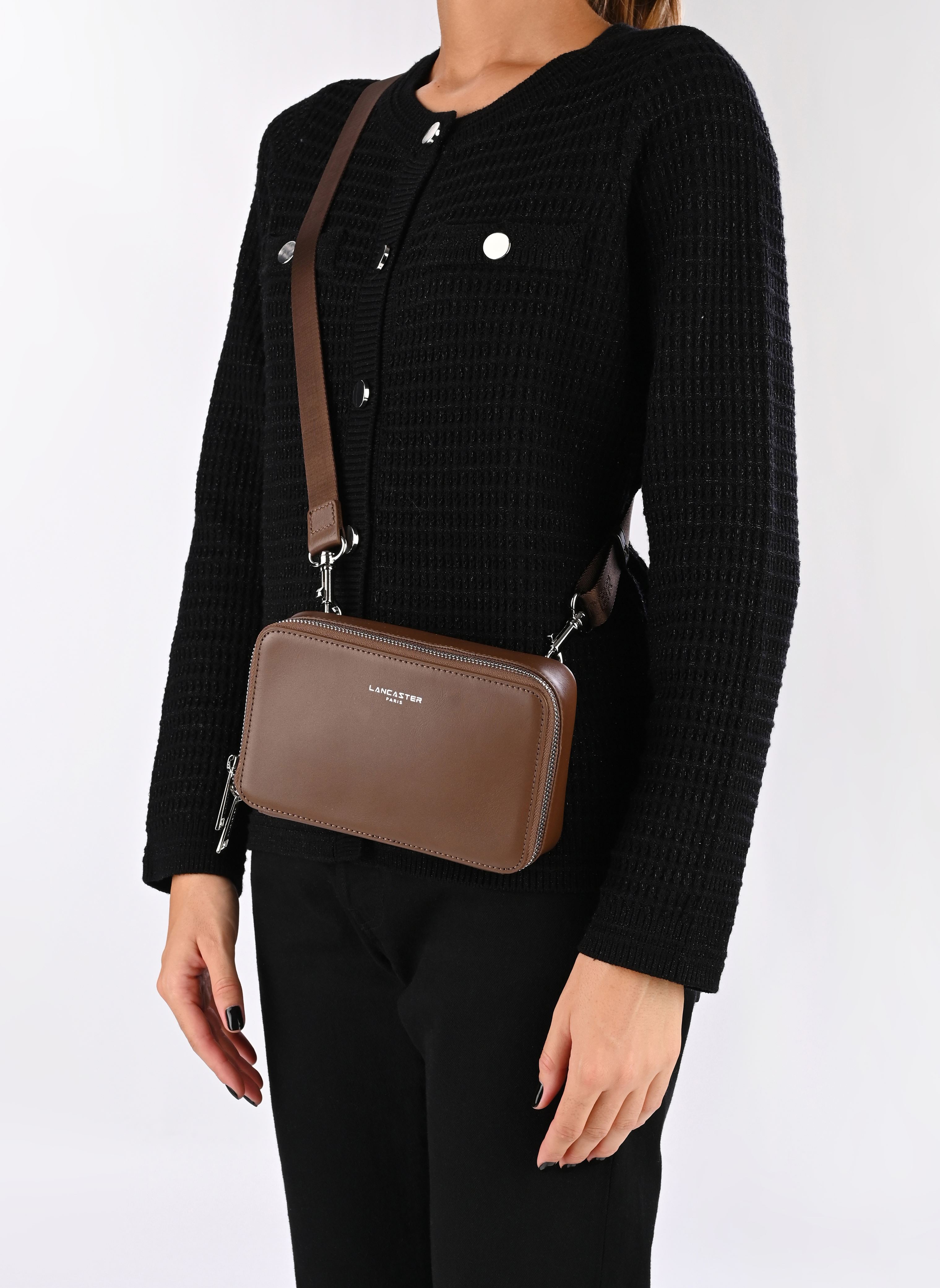 Sacs bandoulière Sac trotteur Zippé Paris Homme homme marron Lancaster Sacs bandoulière Sac trotteur Zippé Paris Homme homme marron marron