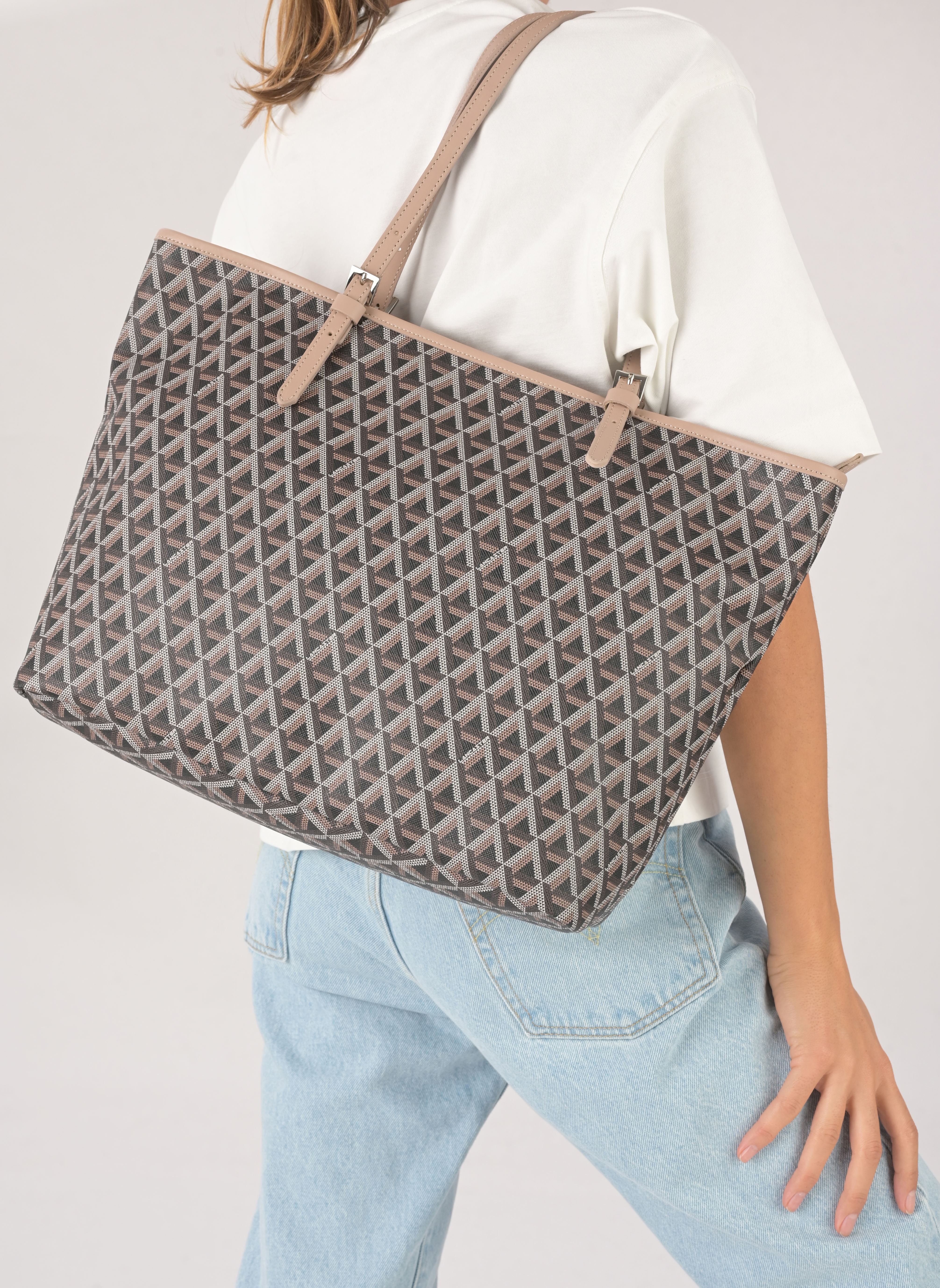 Grote winkelzak Sac cabas épaule Zippée L Ikon dames bruin Lancaster Grote winkelzak Sac cabas épaule Zippée L Ikon dames bruin MARRON - NUDE