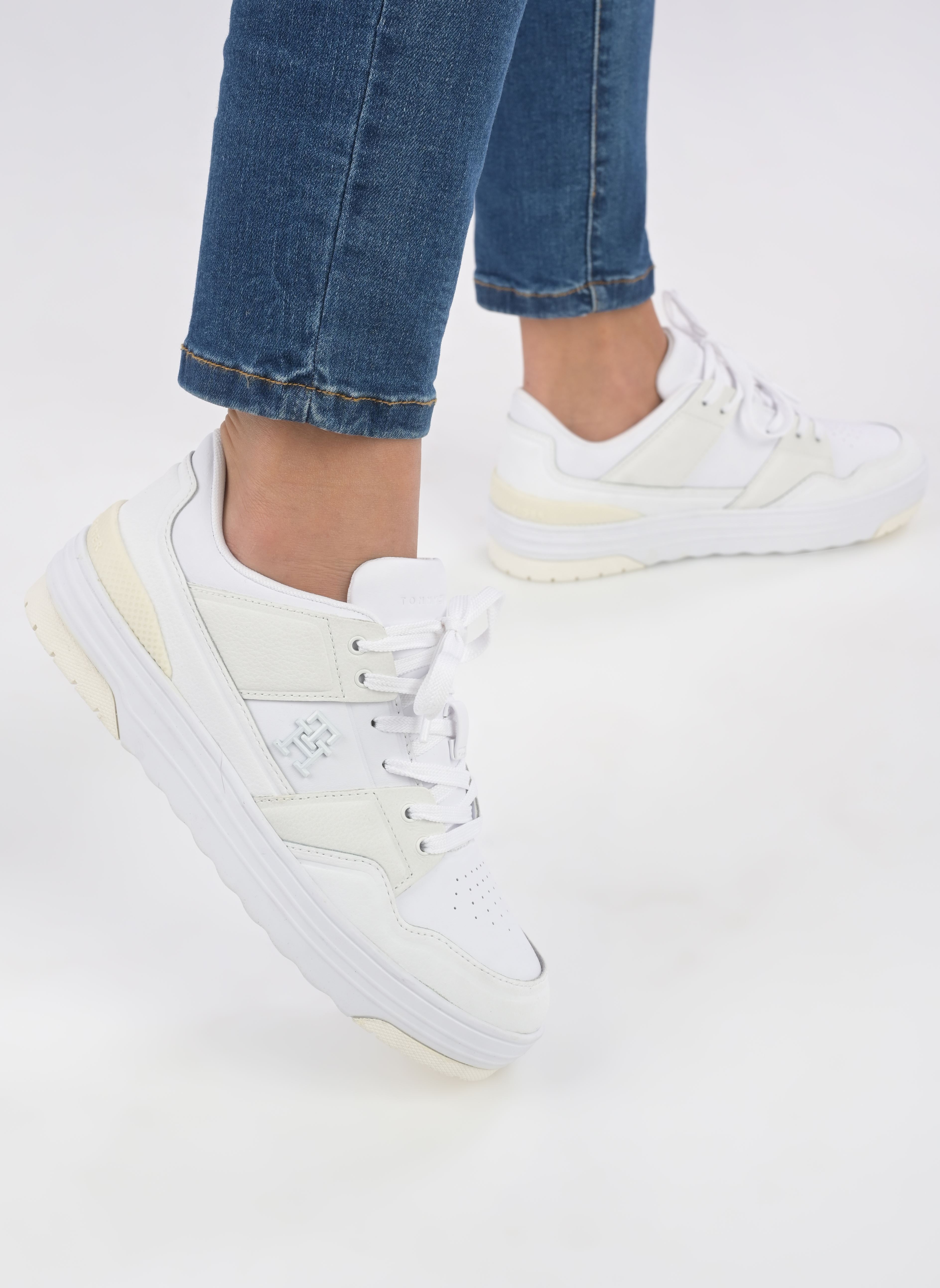 Sneaker TH LO BASKET SNEAKER damen weiß Tommy Hilfiger Sneaker TH LO BASKET SNEAKER damen weiß WHITE
