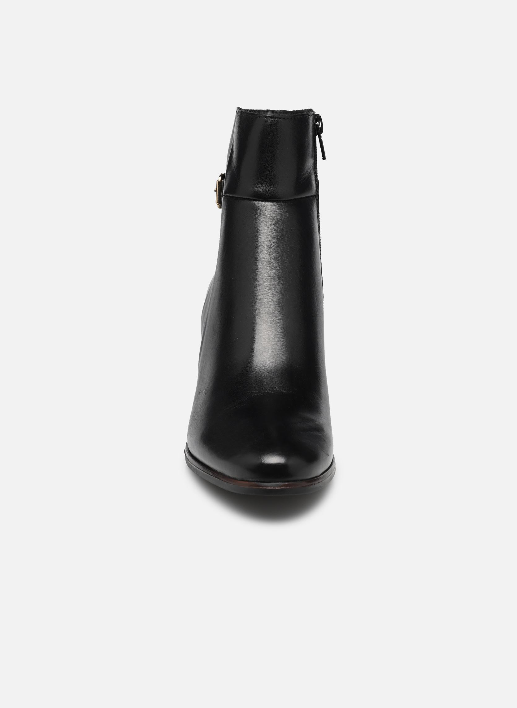 Enkellaarzen en boots Selena dames zwart Eram Enkellaarzen en boots Selena dames zwart NOIR