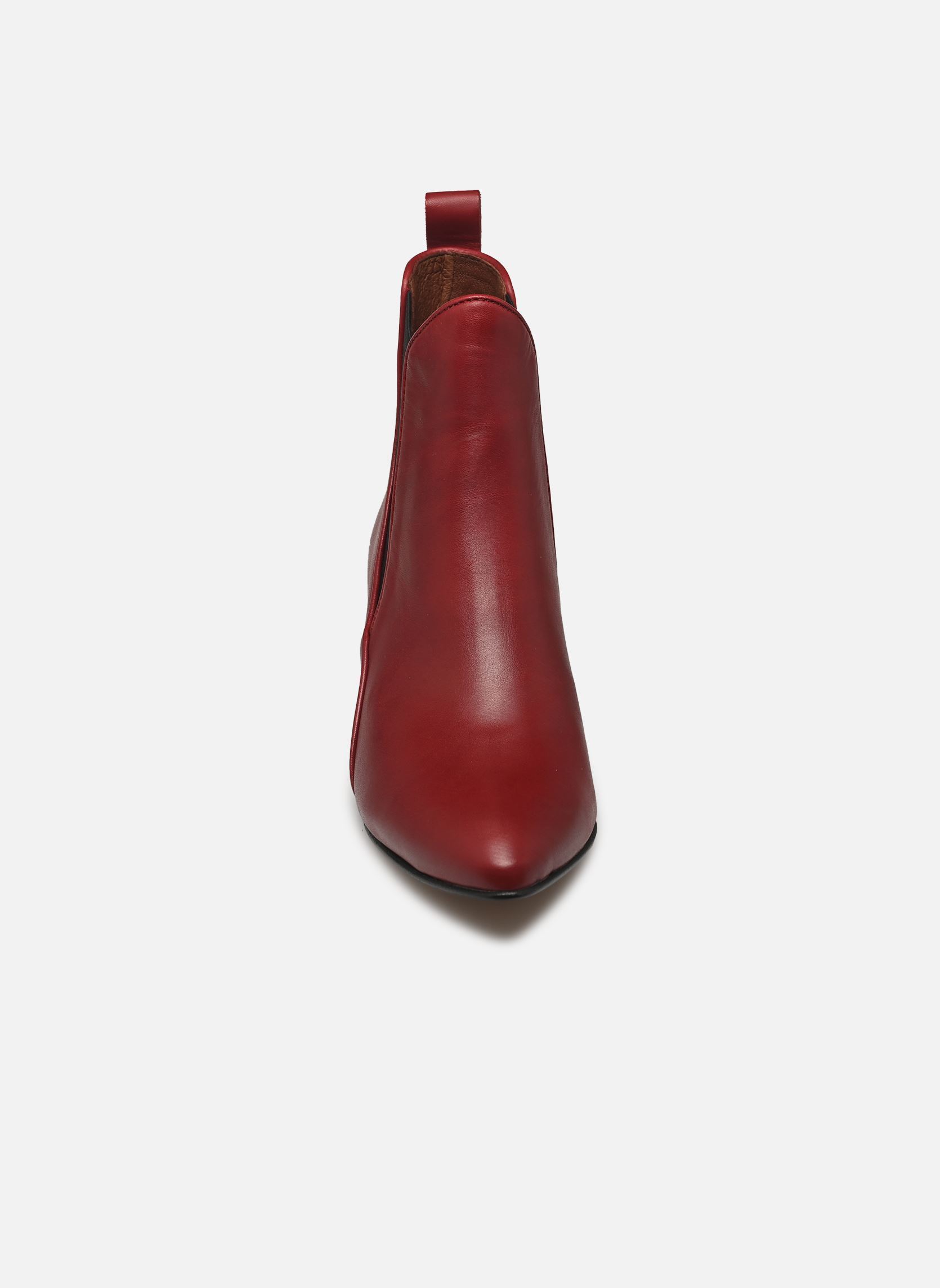Enkellaarzen en boots Rikley dames rood Anonymous Copenhagen Enkellaarzen en boots Rikley dames rood SOFT CALF POMEGRANATE
