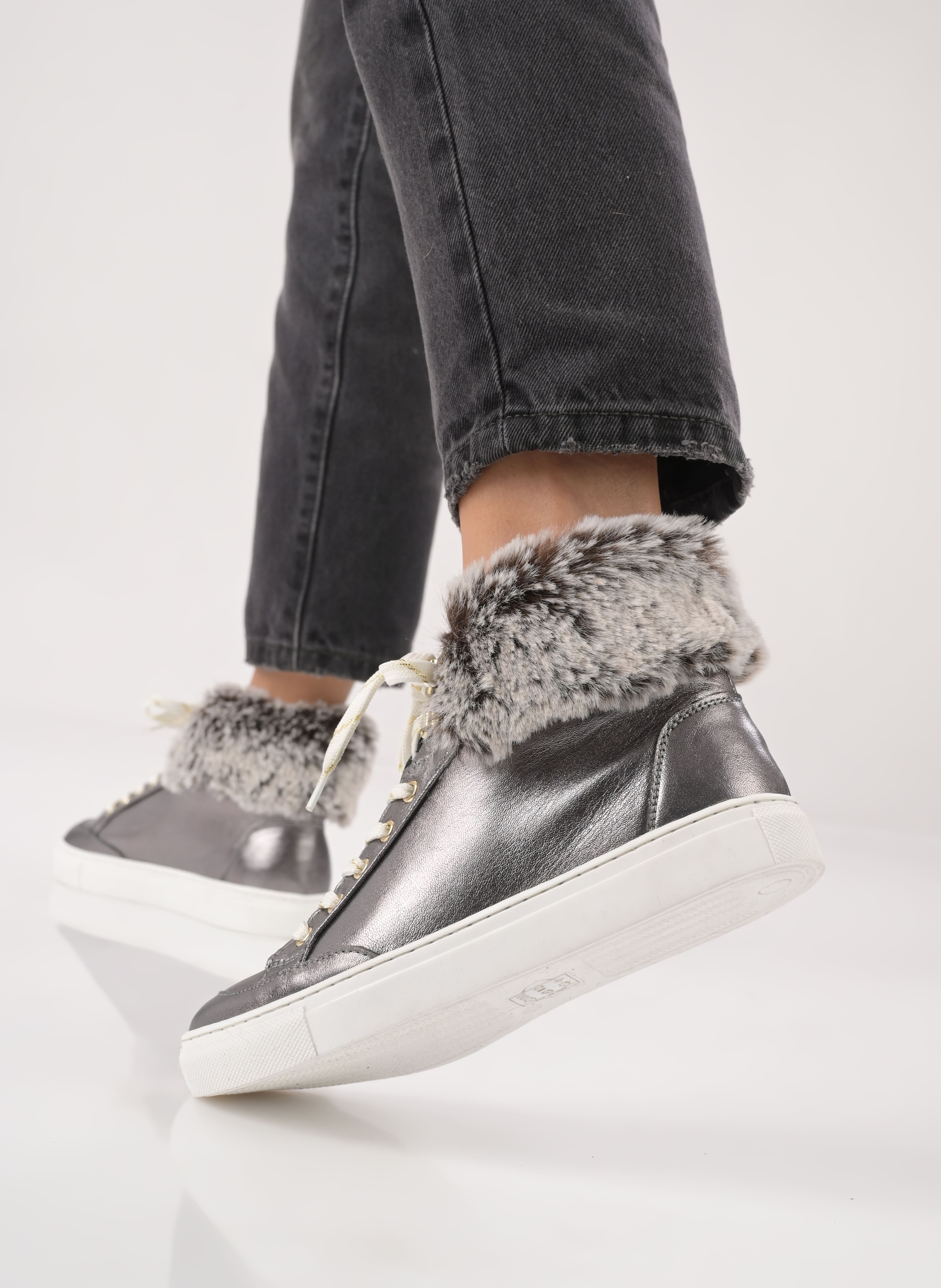 Knöchelhohe Sneaker ROADSTER damen silber Les Tropéziennes par M Belarbi Knöchelhohe Sneaker ROADSTER damen silber ARGENT FONCE