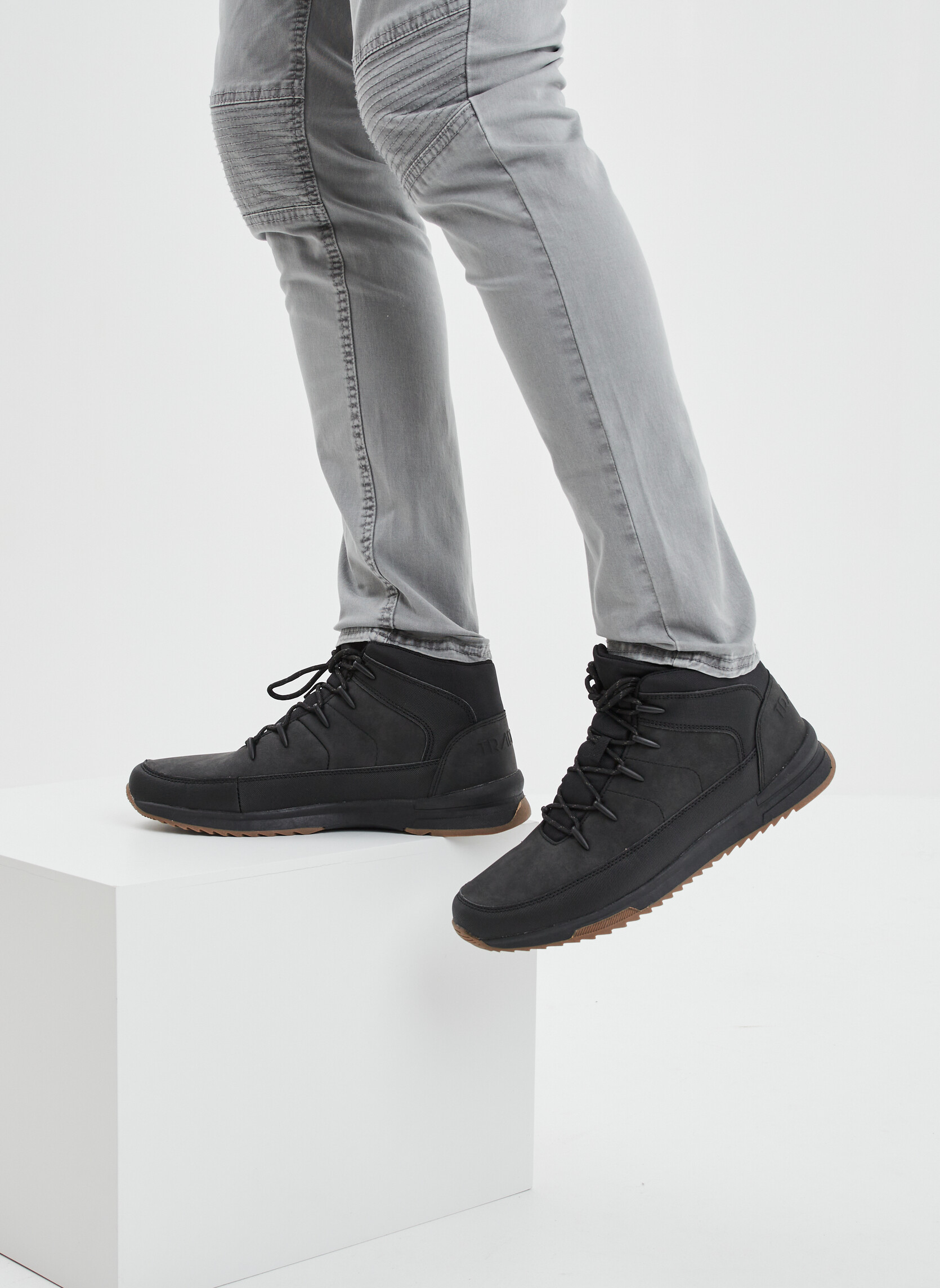 Bottines et boots BOKI_S_H_BOOT_0_232 homme noir Trappeur Bottines et boots BOKI_S_H_BOOT_0_232 homme noir Noir
