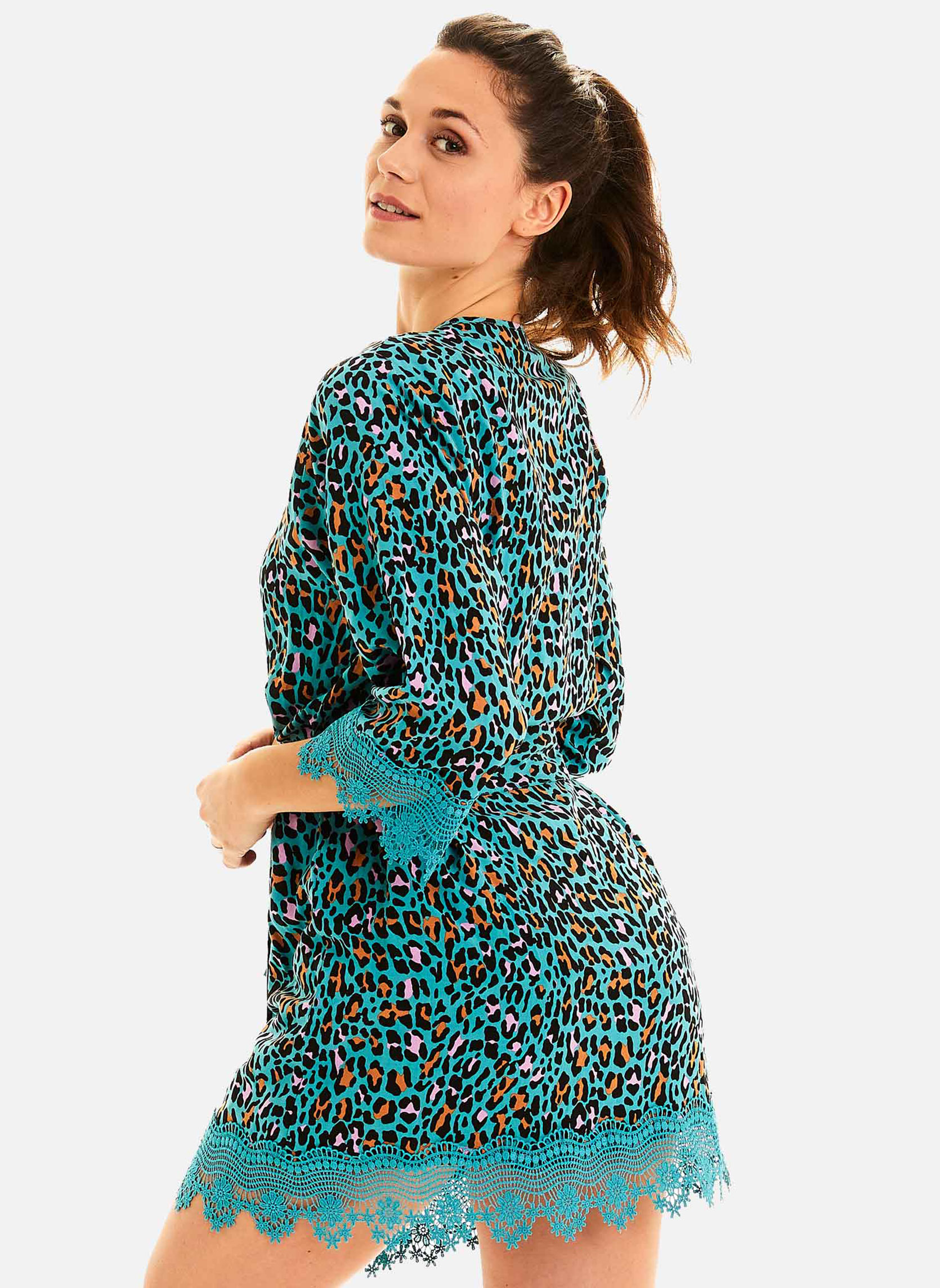 Robes de chambre Kimono Féline femme bleu Pomm'Poire Robes de chambre Kimono Féline femme bleu Bleu