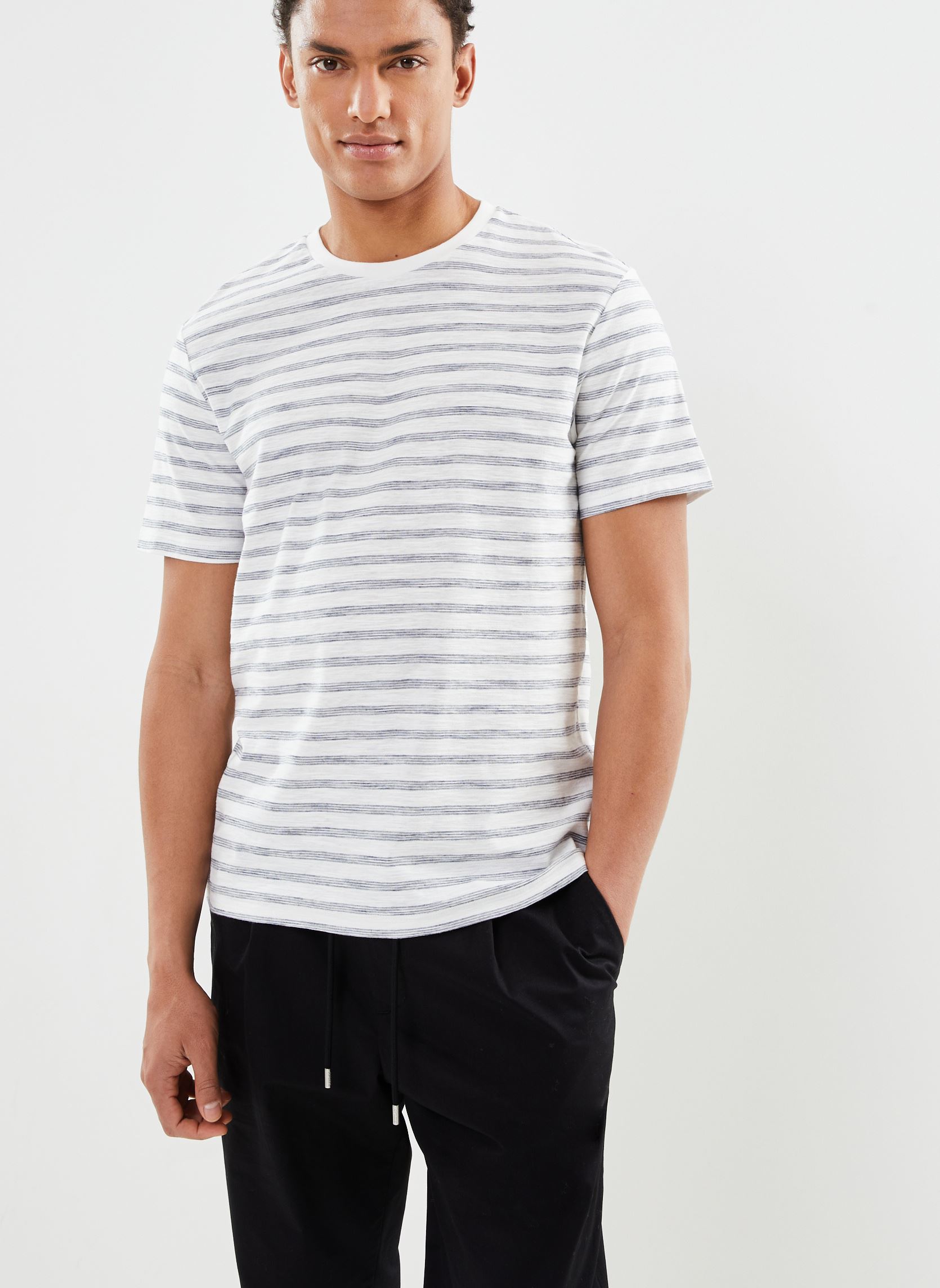 Tee-shirts manches courtes CTHOMAS mariniere homme bleu Marvin&Co Tee-shirts manches courtes CTHOMAS mariniere homme bleu SKY CAPTAIN