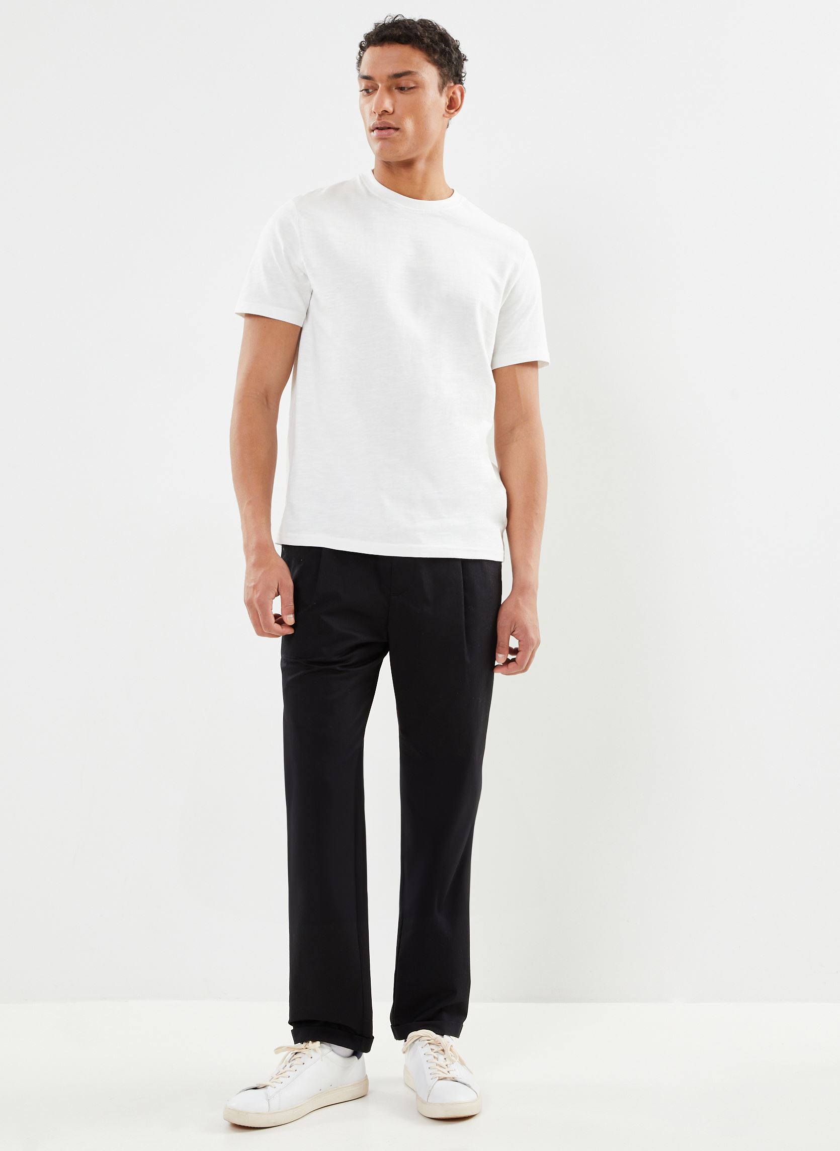 Tee-shirts manches courtes CJULIEN homme blanc Marvin&Co Tee-shirts manches courtes CJULIEN homme blanc COCONUT MILK