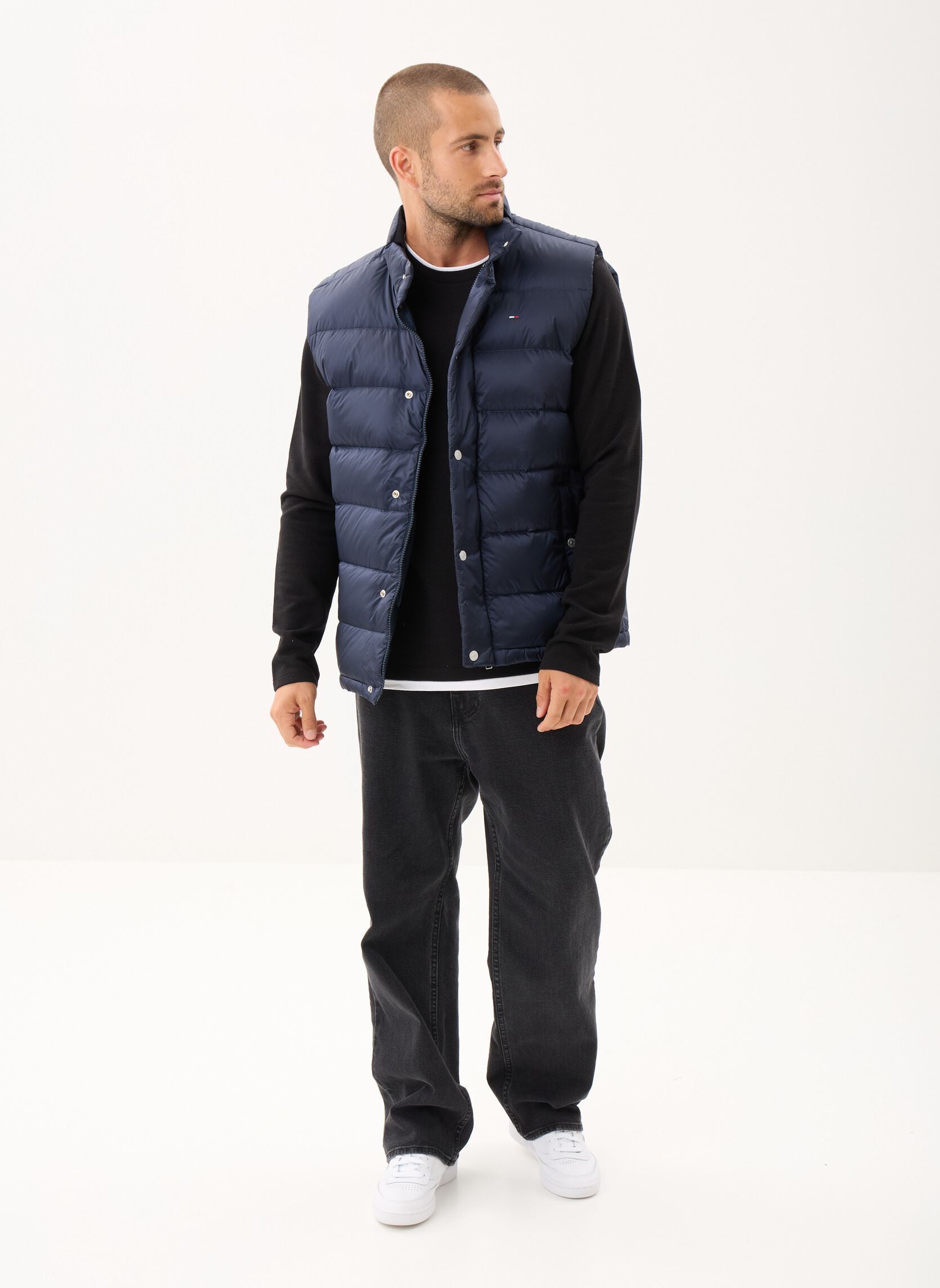 Doudounes sans manches Tjm Light Down Vest homme bleu Tommy Jeans Doudounes sans manches Tjm Light Down Vest homme bleu DARK NIGHT NAVY