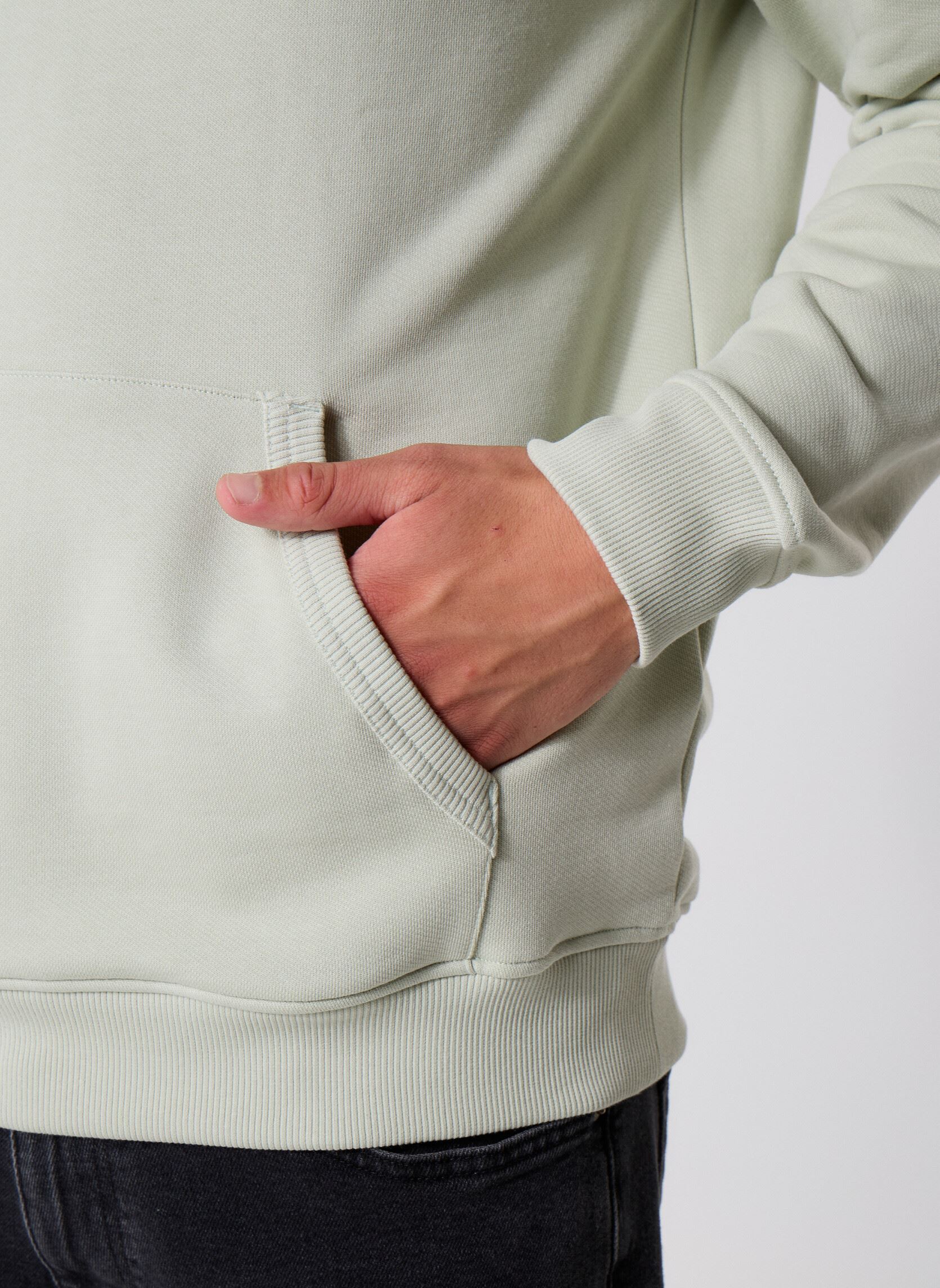 Sweats à capuche Tjm Reg Badge Hoodie homme beige Tommy Jeans Sweats à capuche Tjm Reg Badge Hoodie homme beige MISTY SAGE TONAL